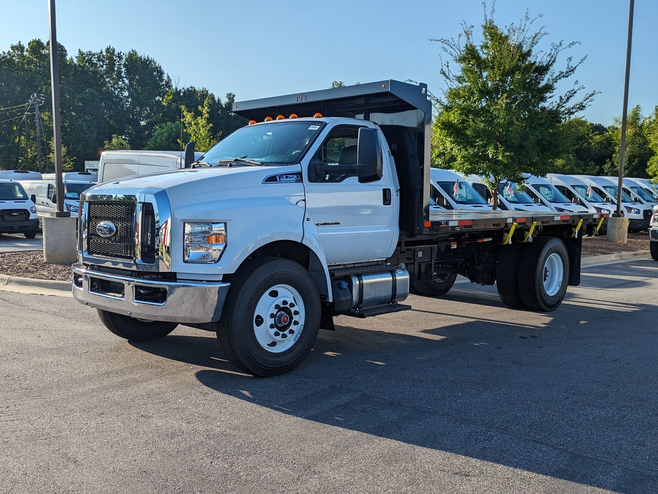 2026 Ford F-750SD Base