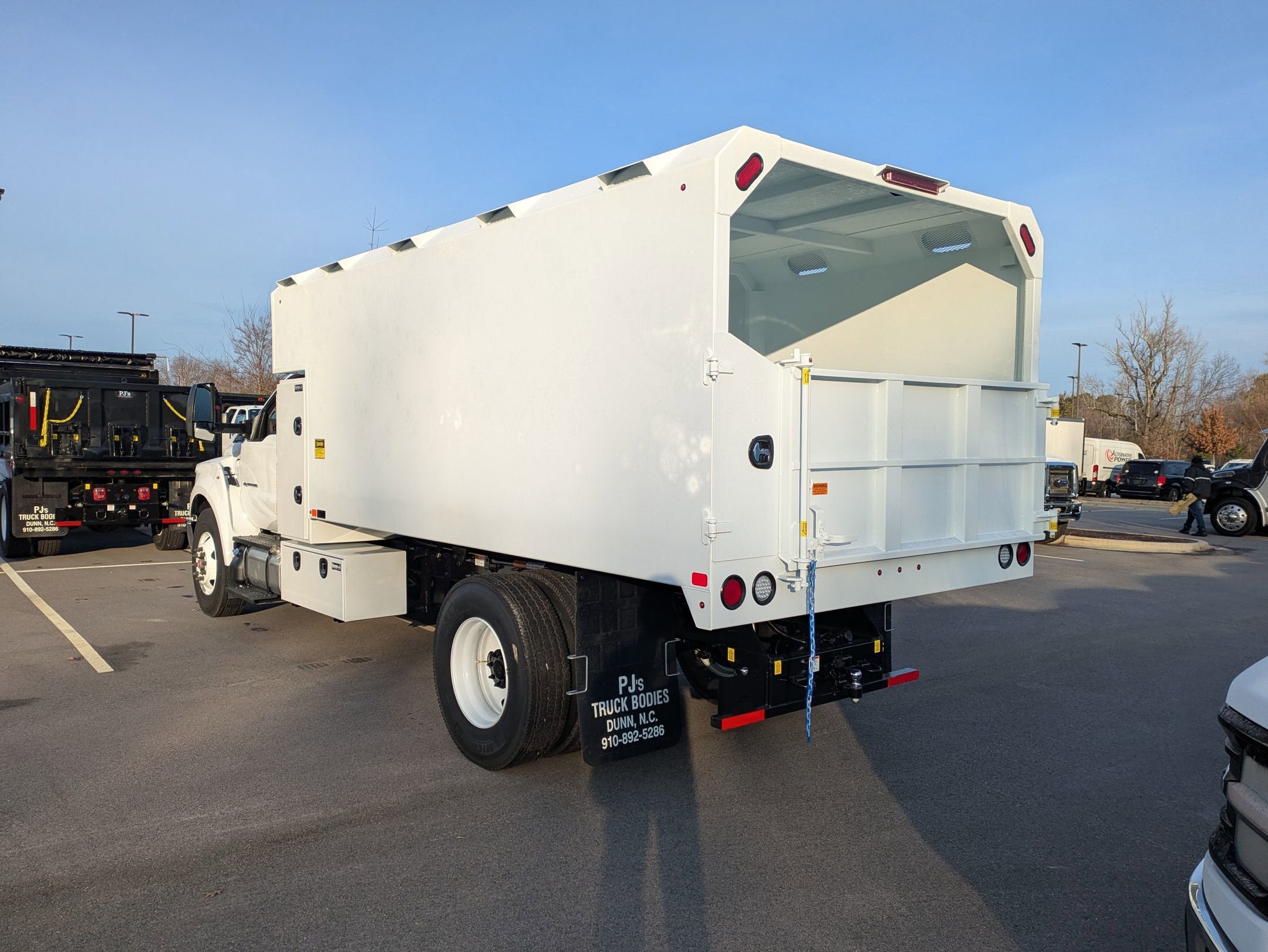2026 Ford F-750SD Base