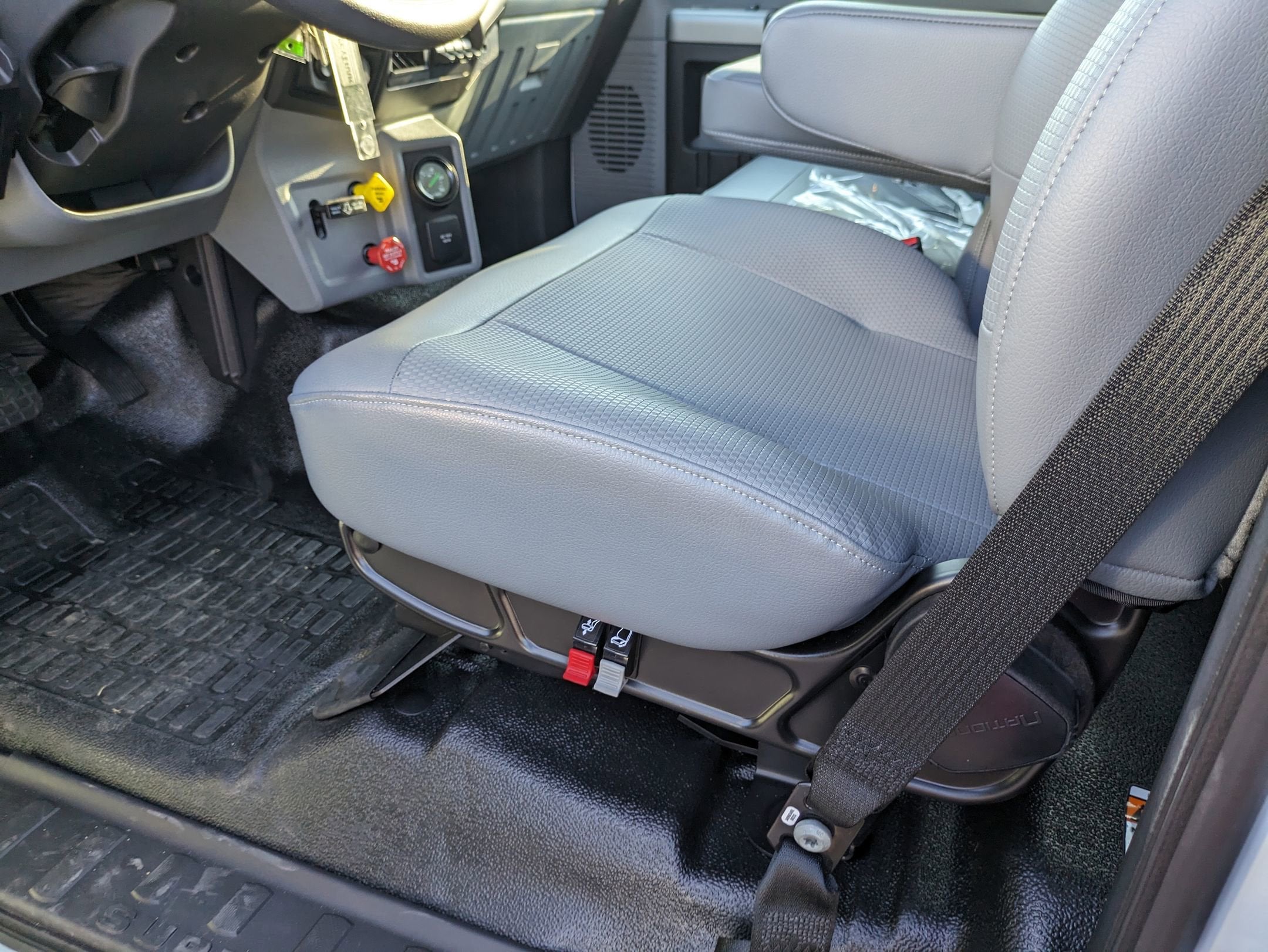 2026 Ford F-750SD Base