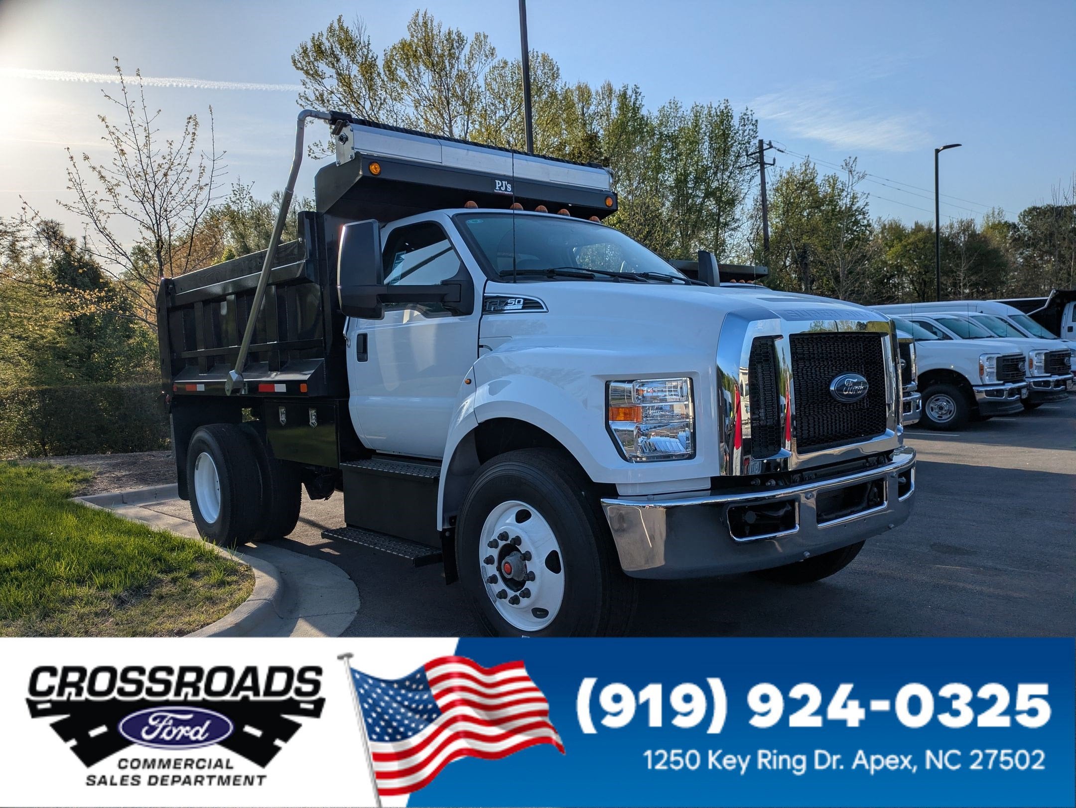 2027 Ford F-750SD Base