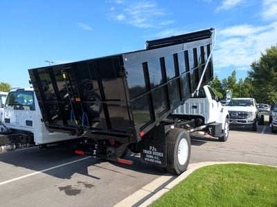 2027 Ford F-750SD Base