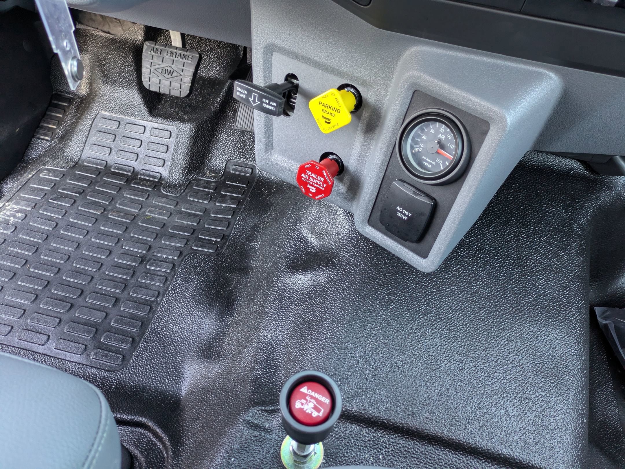 2026 Ford F-750SD Base