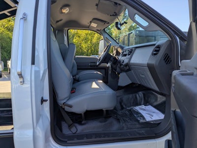 2027 Ford F-750SD Base