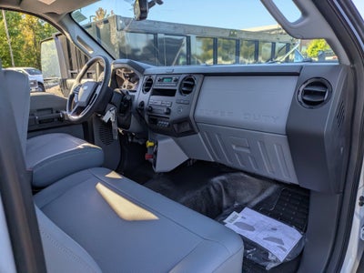 2027 Ford F-750SD Base