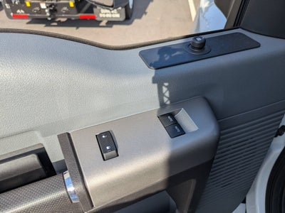2027 Ford F-750SD Base