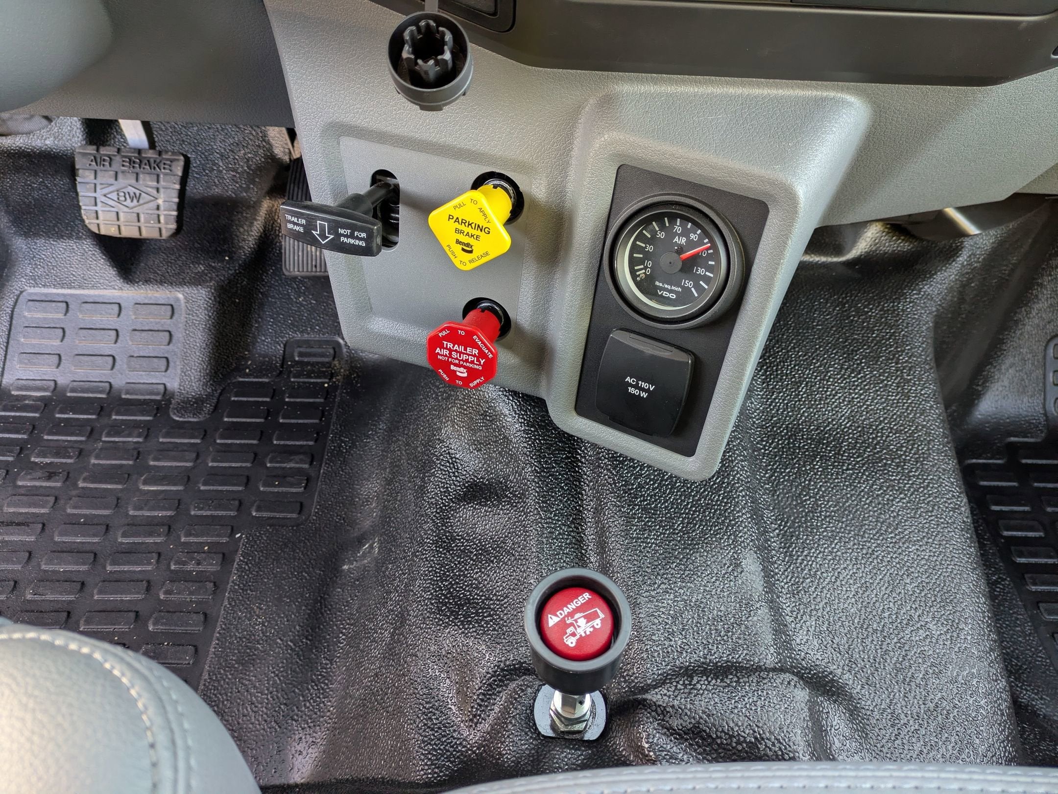 2026 Ford F-750SD Base