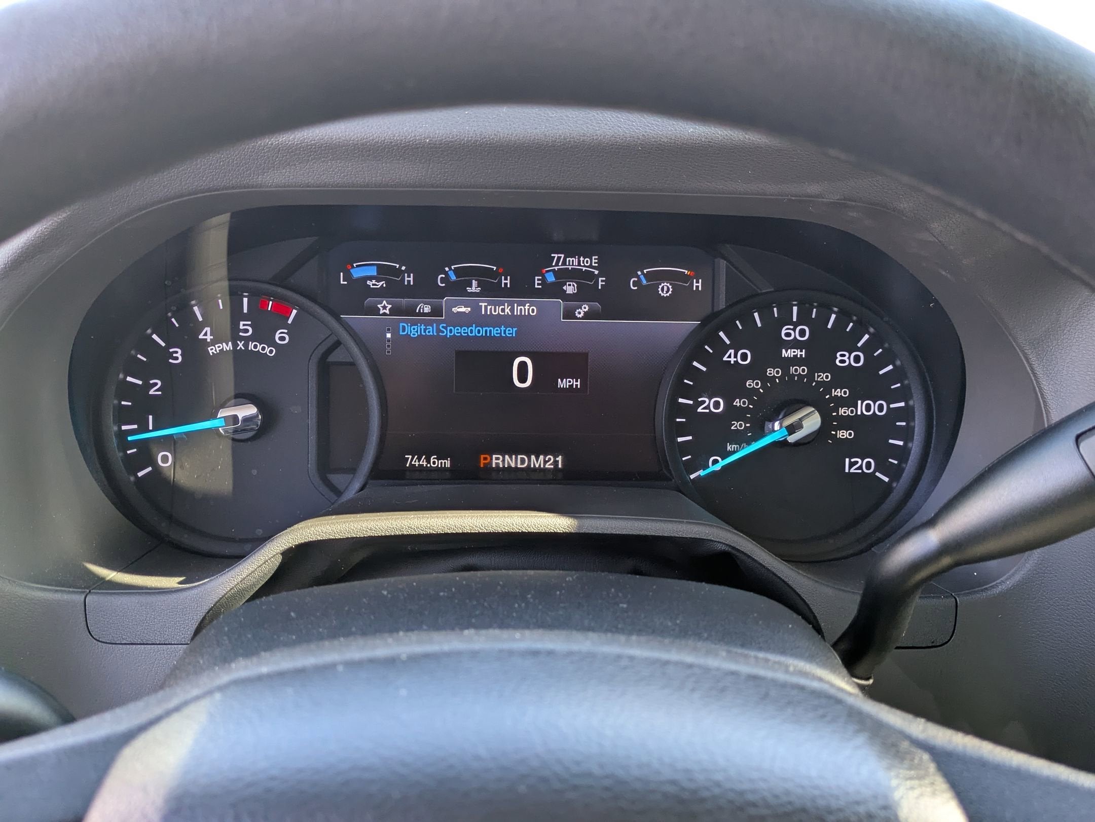 2027 Ford E-Series Cutaway Base