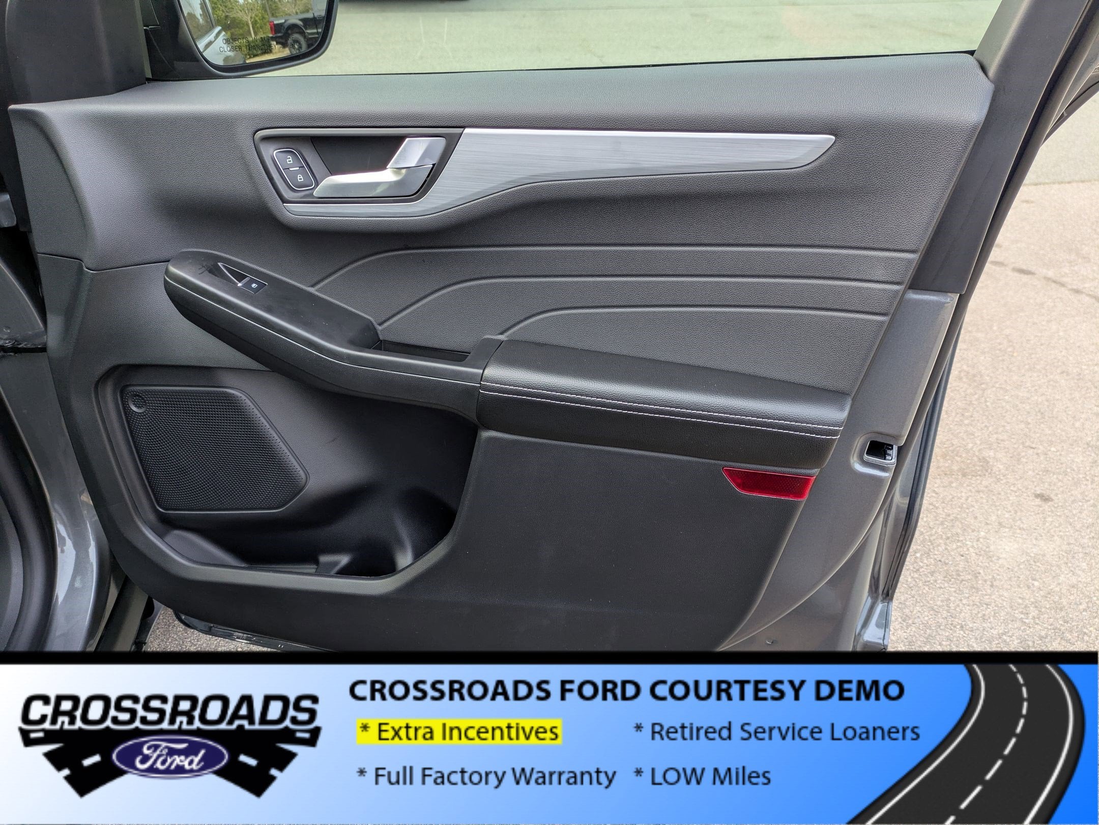 2025 Ford Escape Platinum - Crossroads Courtesy Demo