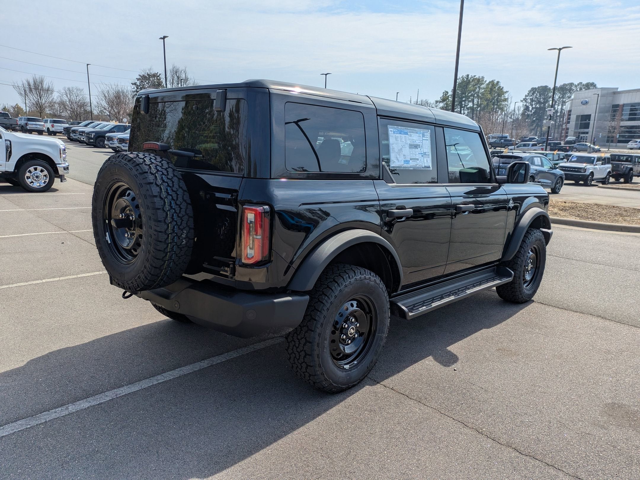 2026 Ford Bronco Outer Banks