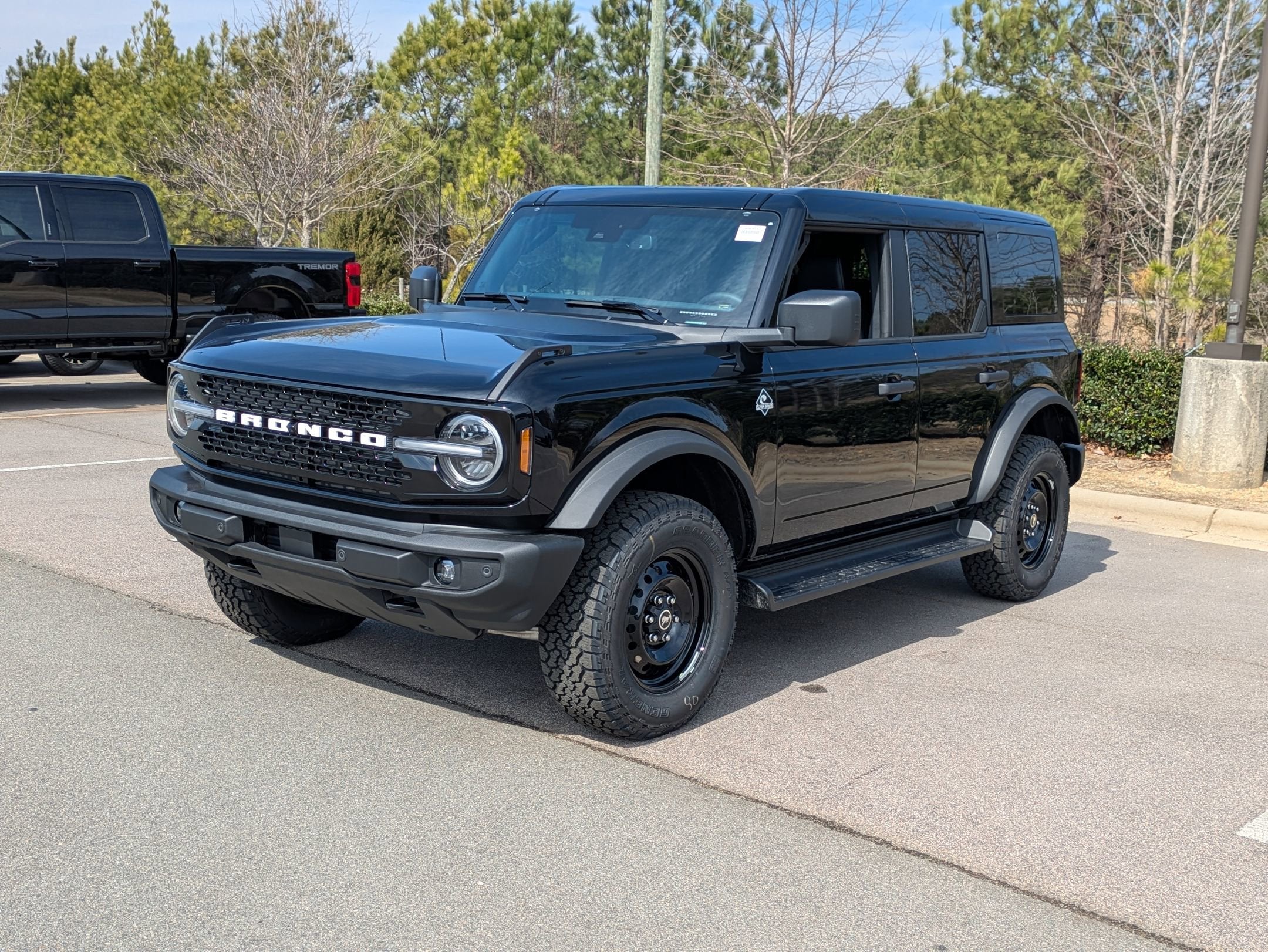 2026 Ford Bronco Outer Banks