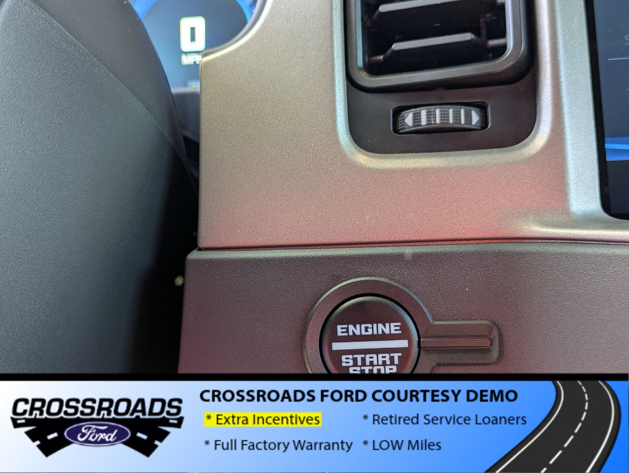 2025 Ford Bronco Outer Banks - Crossroads Courtesy Demo