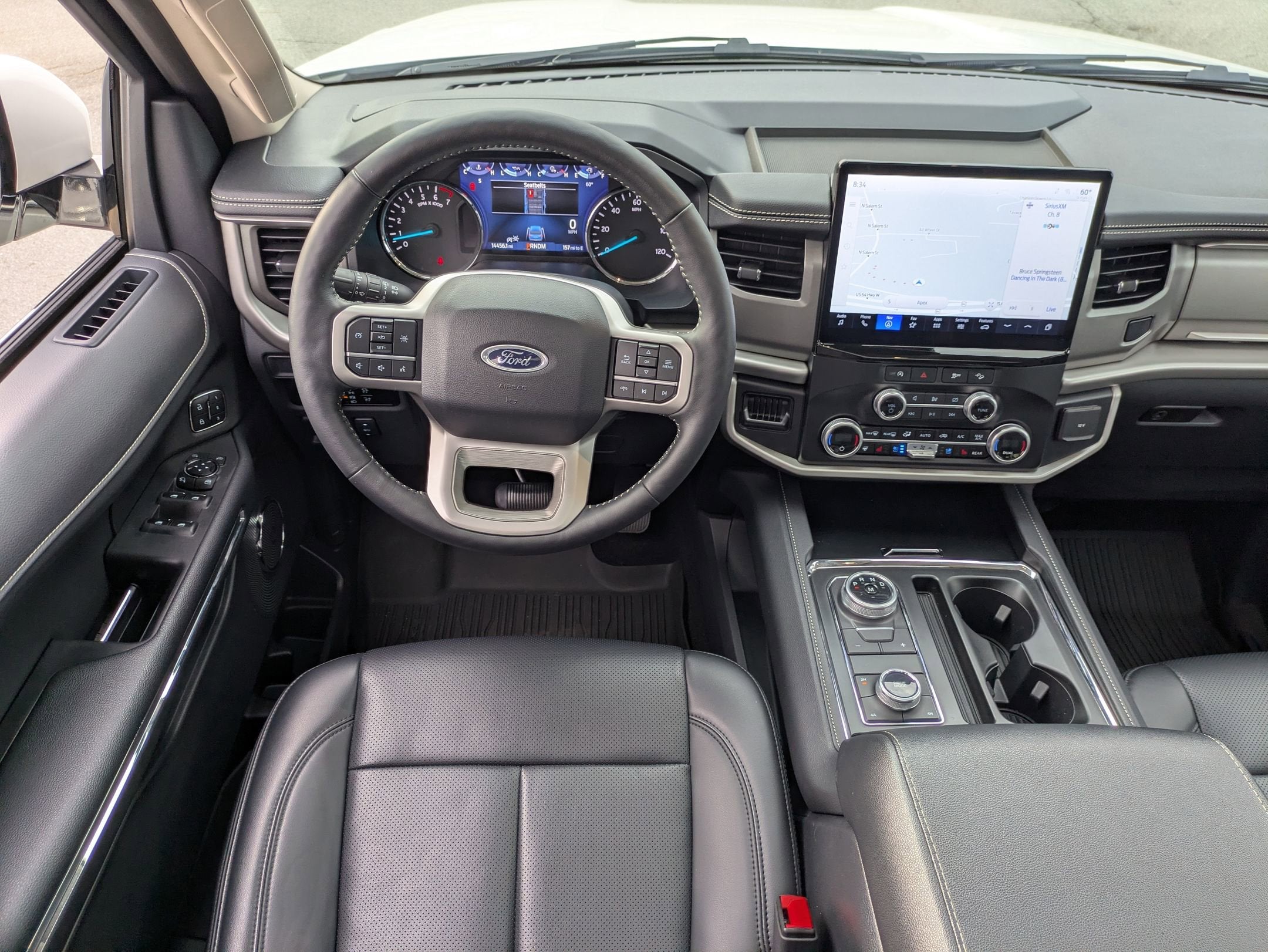 2024 Ford Expedition XLT