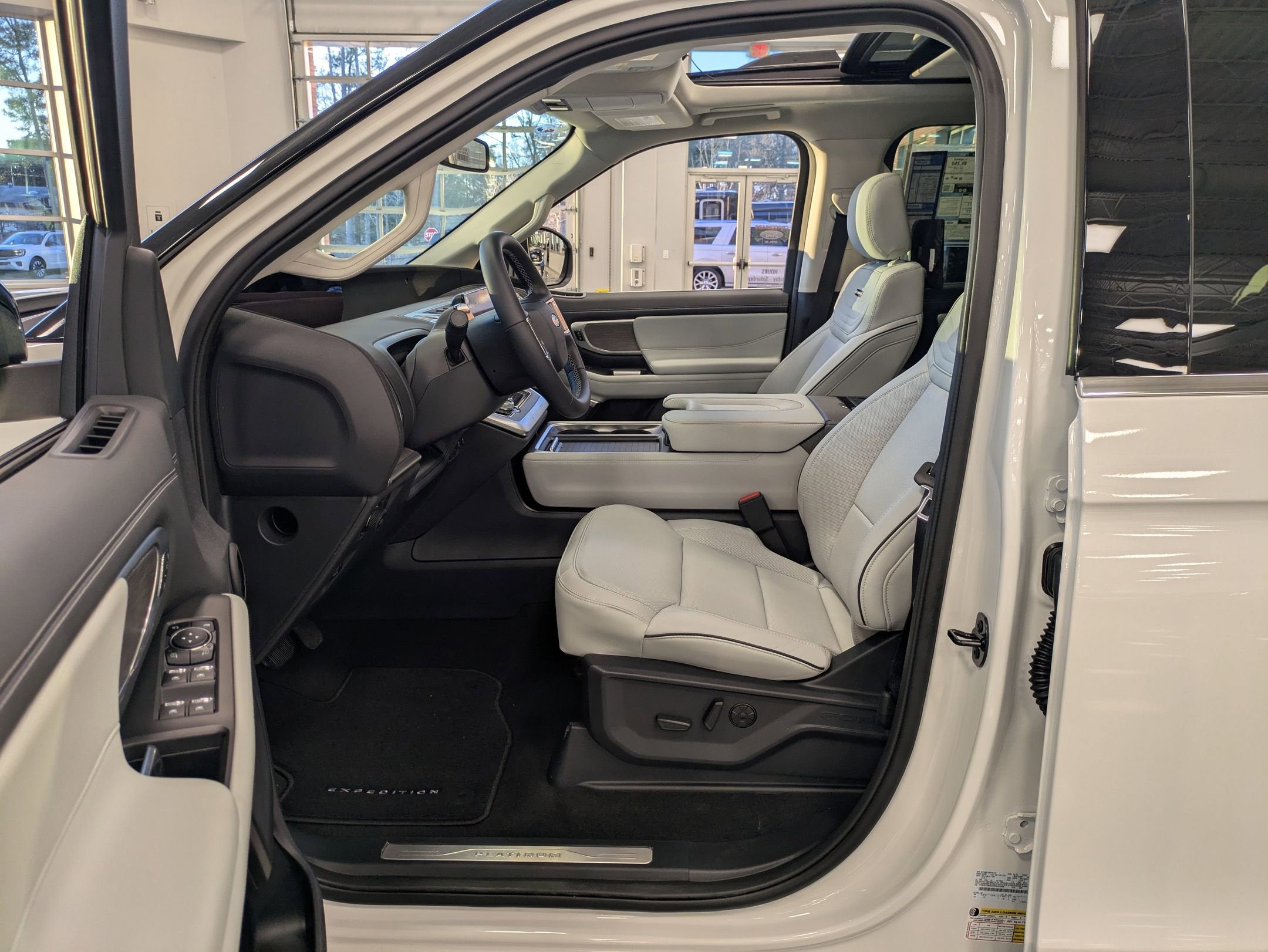 2026 Ford Expedition Platinum