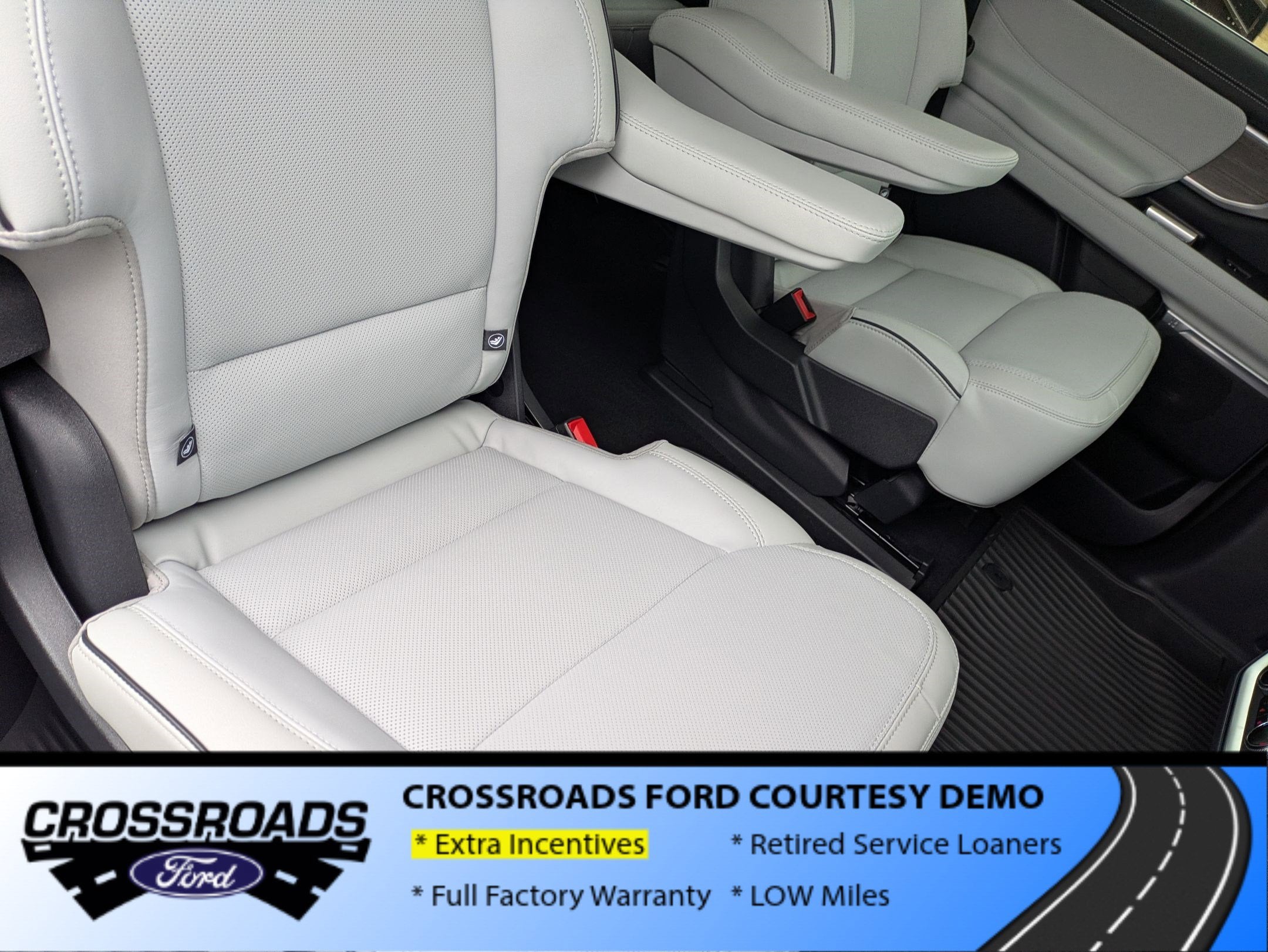 2025 Ford Expedition Platinum - Crossroads Courtesy Demo