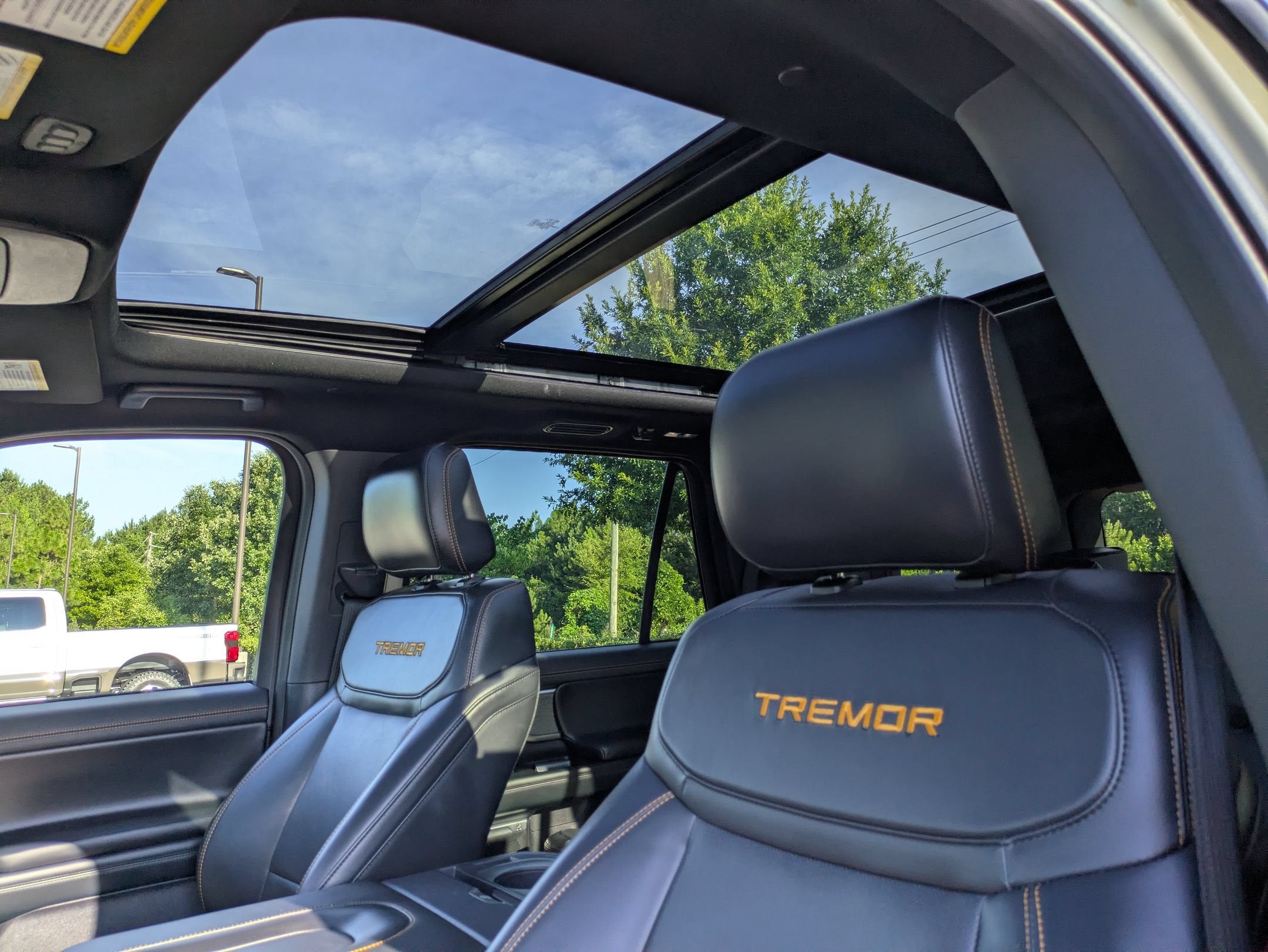 2025 Ford Expedition Tremor