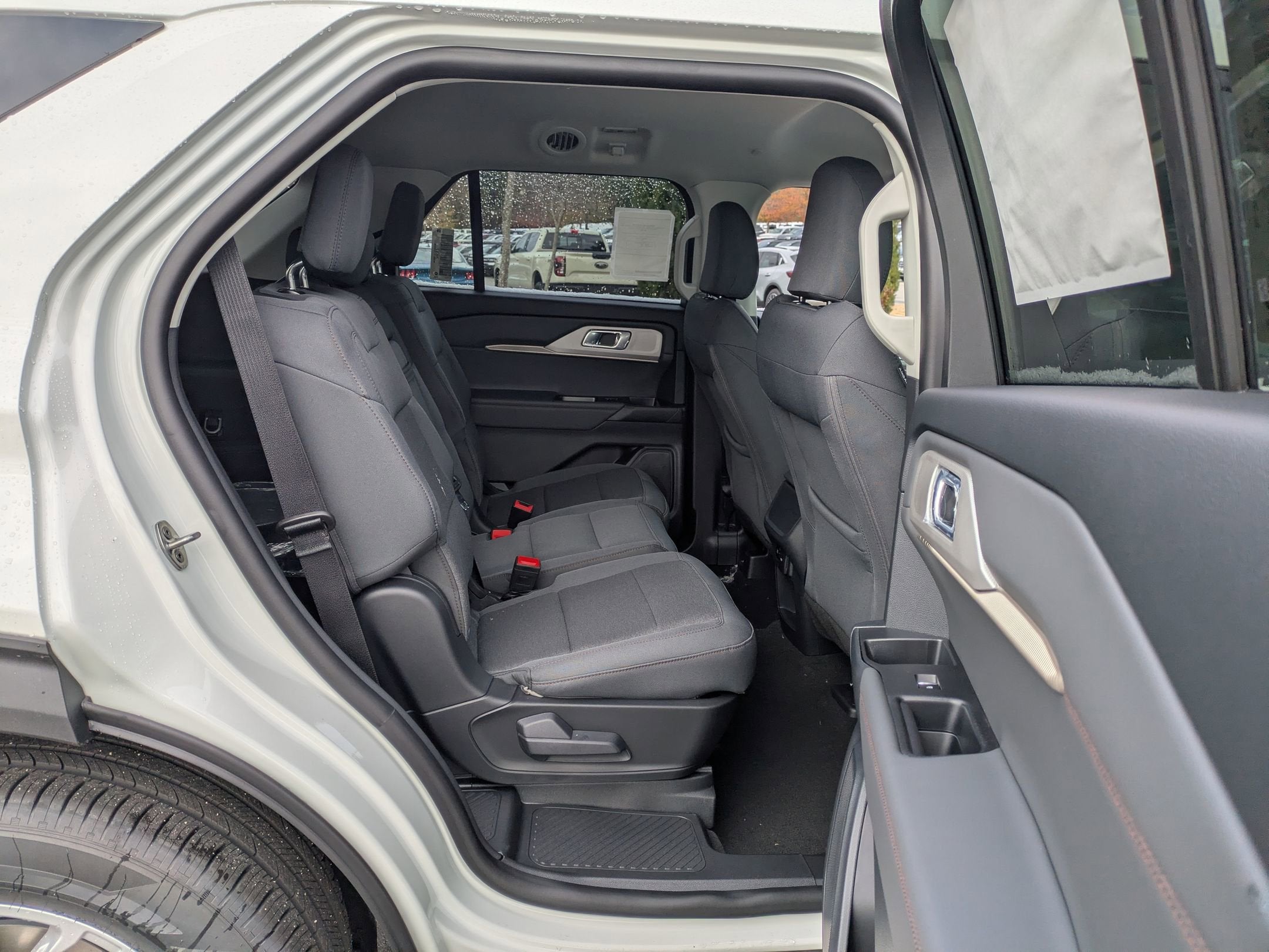 2026 Ford Explorer Active w/100A Pkg