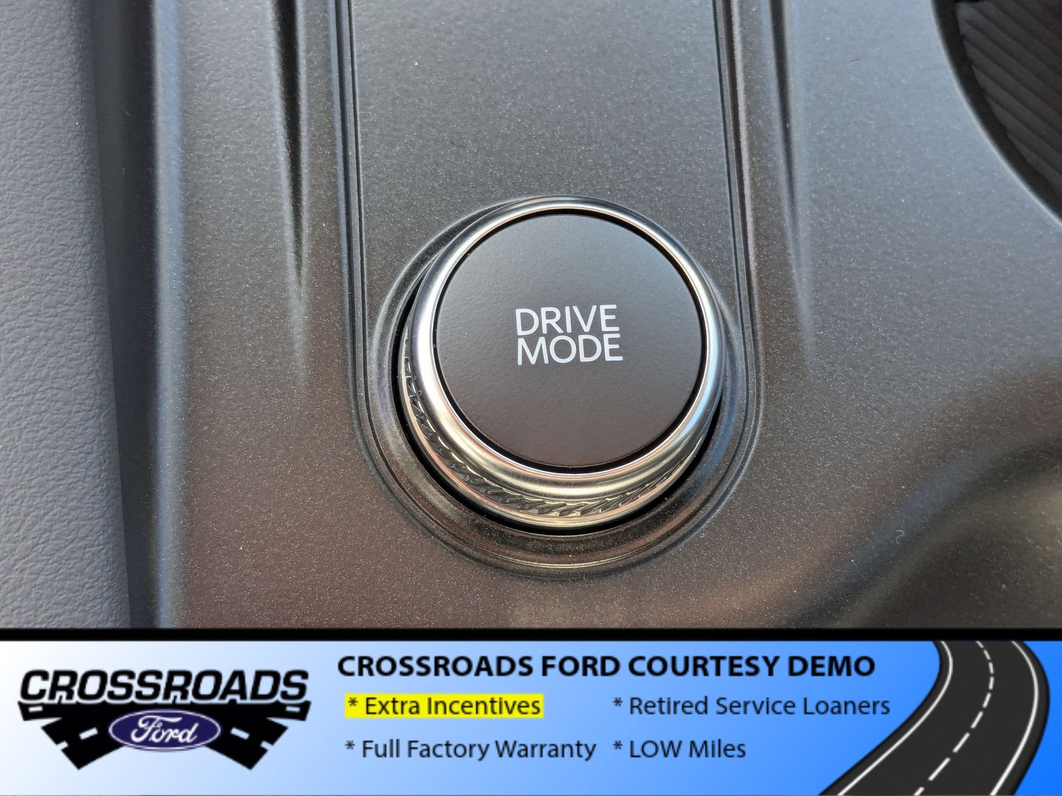 2026 Ford Explorer Active w/100A Pkg - Crossroads Courtesy Demo
