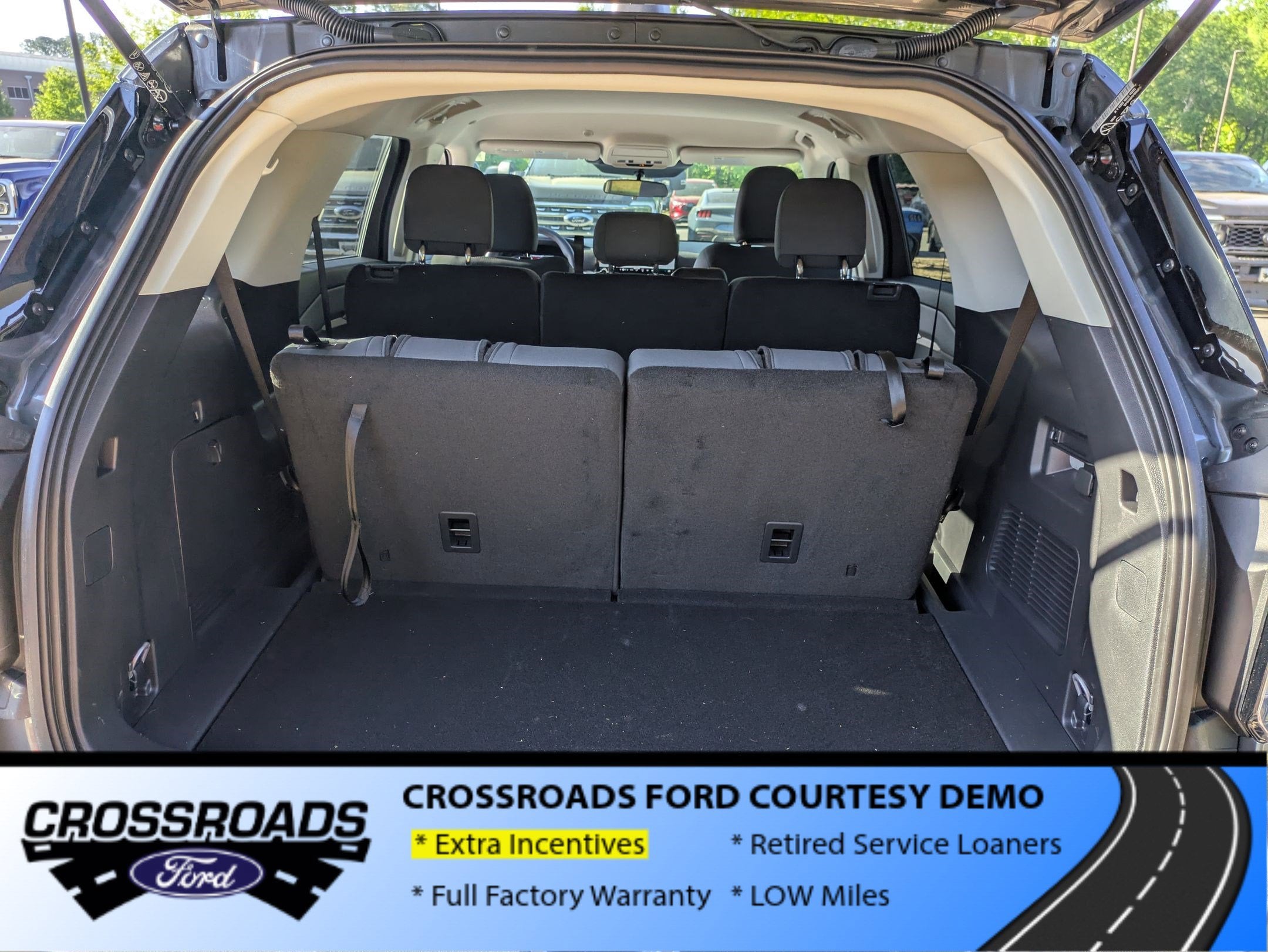 2026 Ford Explorer Active w/100A Pkg - Crossroads Courtesy Demo