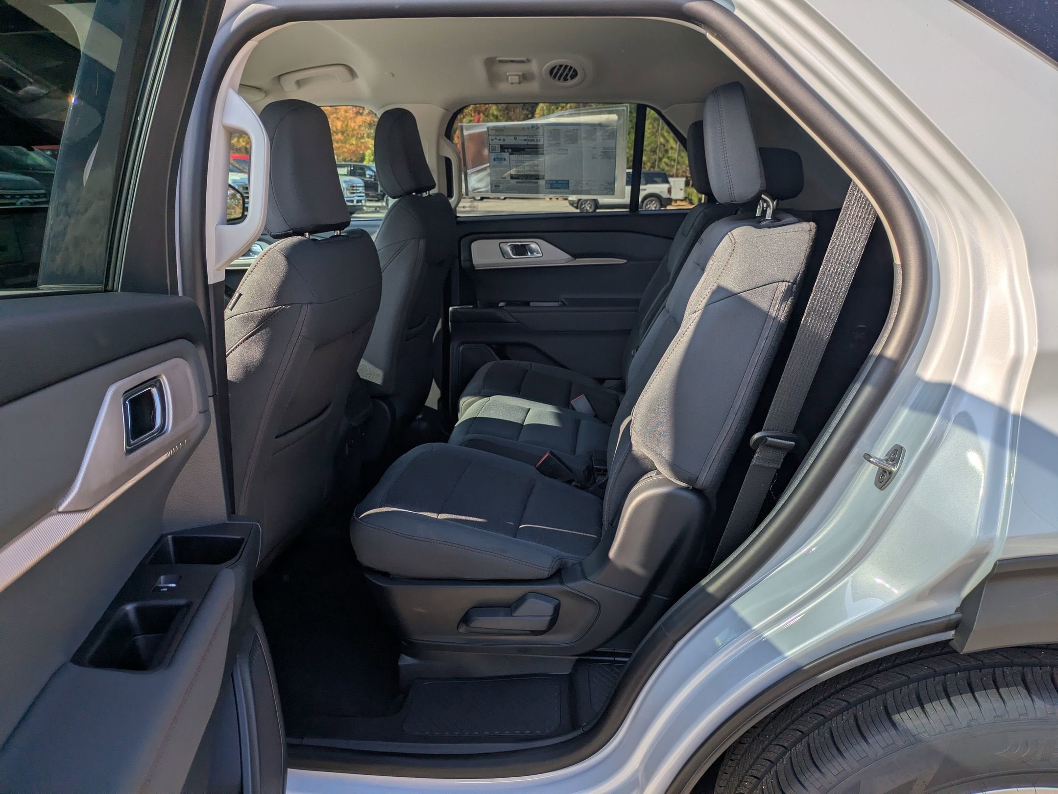 2026 Ford Explorer Active w/100A Pkg