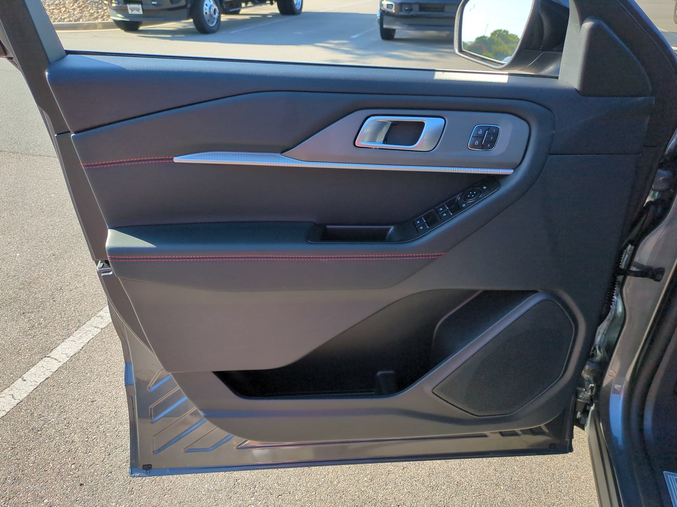 2026 Ford Explorer ST-Line - Crossroads Courtesy Demo