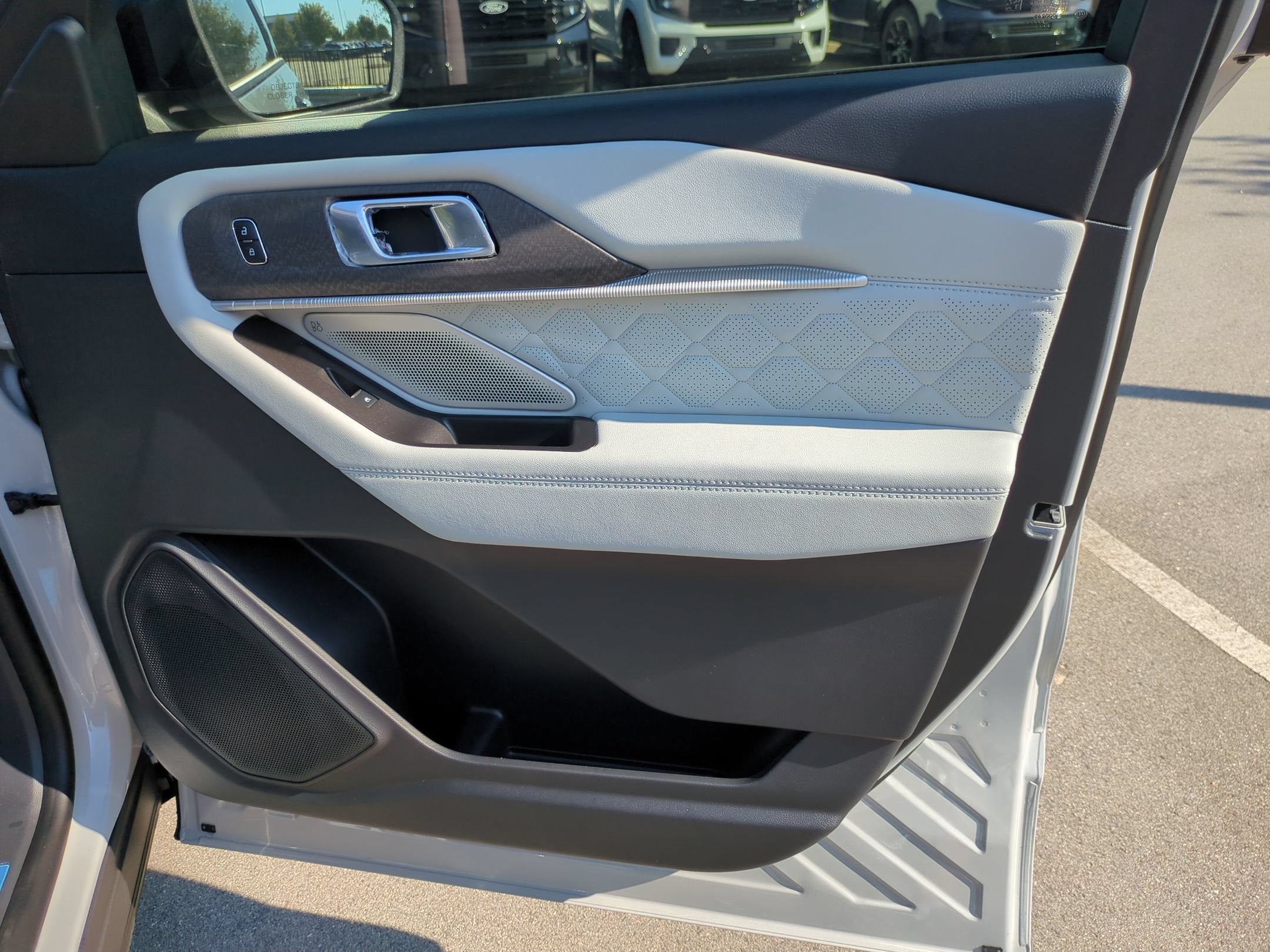2027 Ford Explorer Platinum