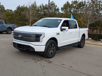 2024 Ford F-150 Lightning LARIAT