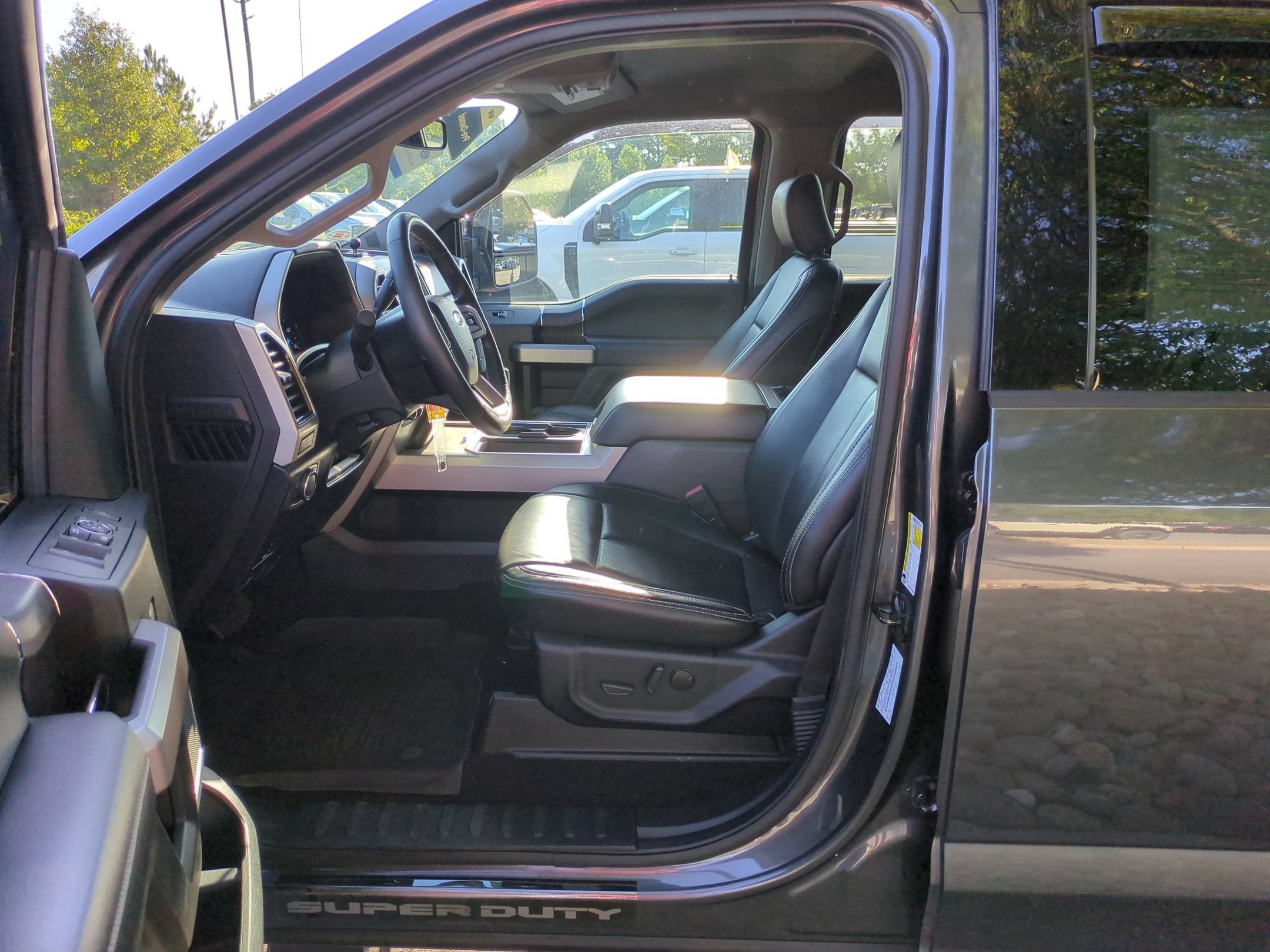 2020 Ford Super Duty F-250 SRW LARIAT