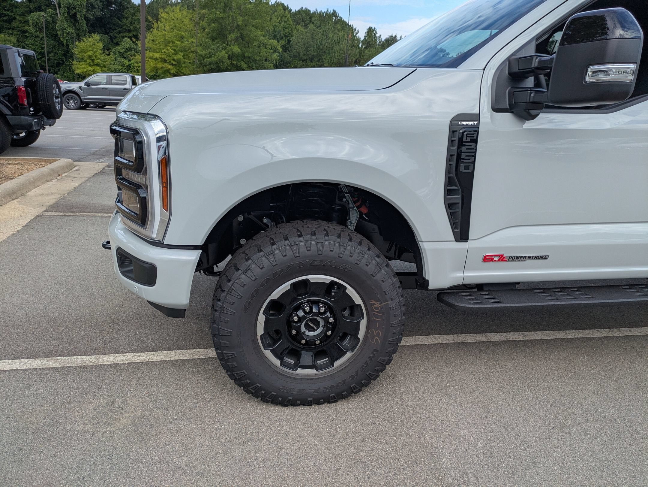 2026 Ford Super Duty F-250 SRW LARIAT