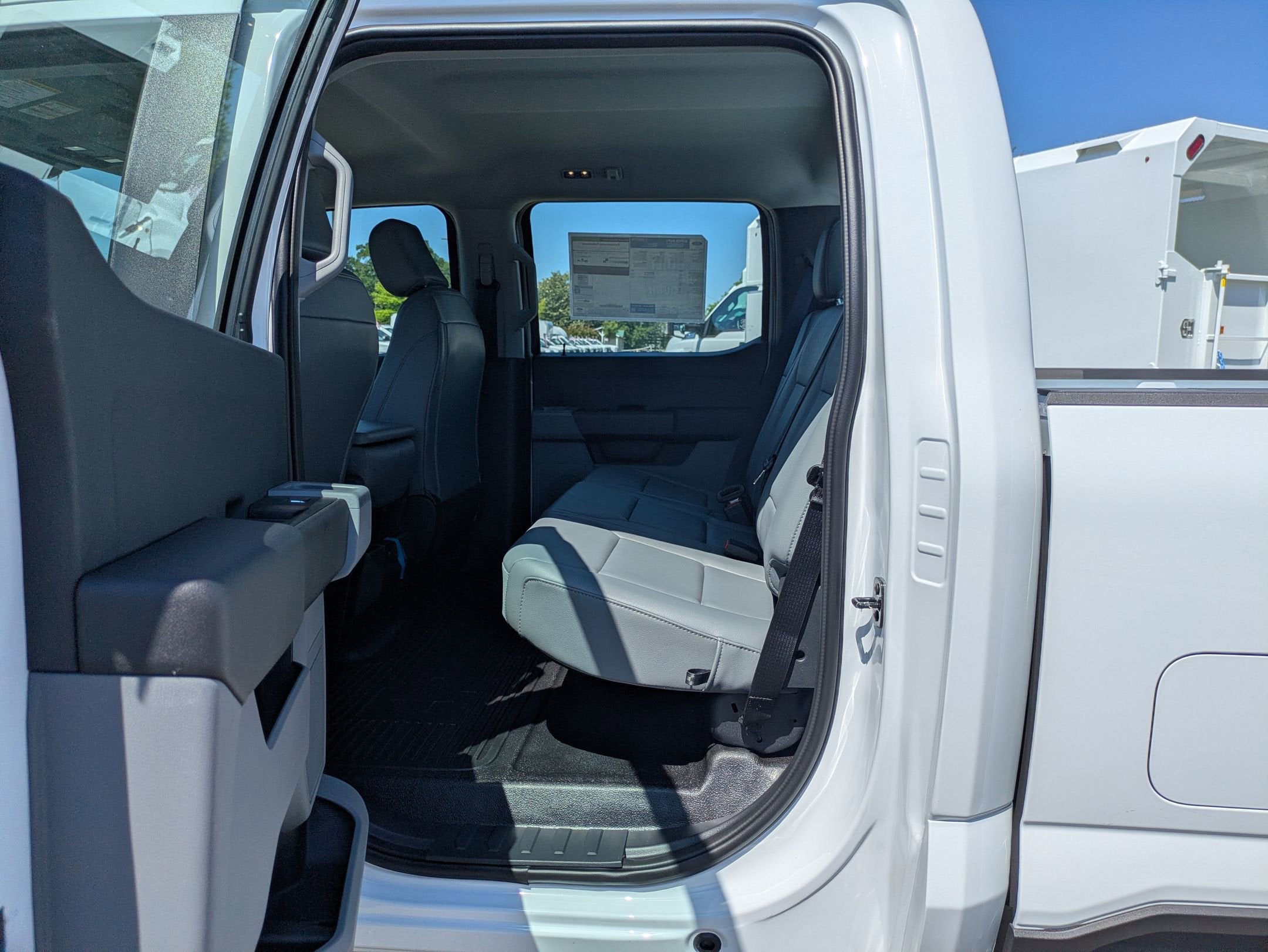 2026 Ford Super Duty F-350 SRW XL