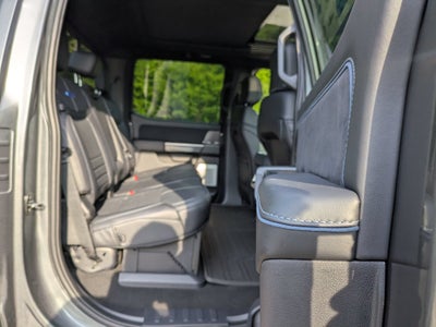 2026 Ford Super Duty F-350 SRW Platinum