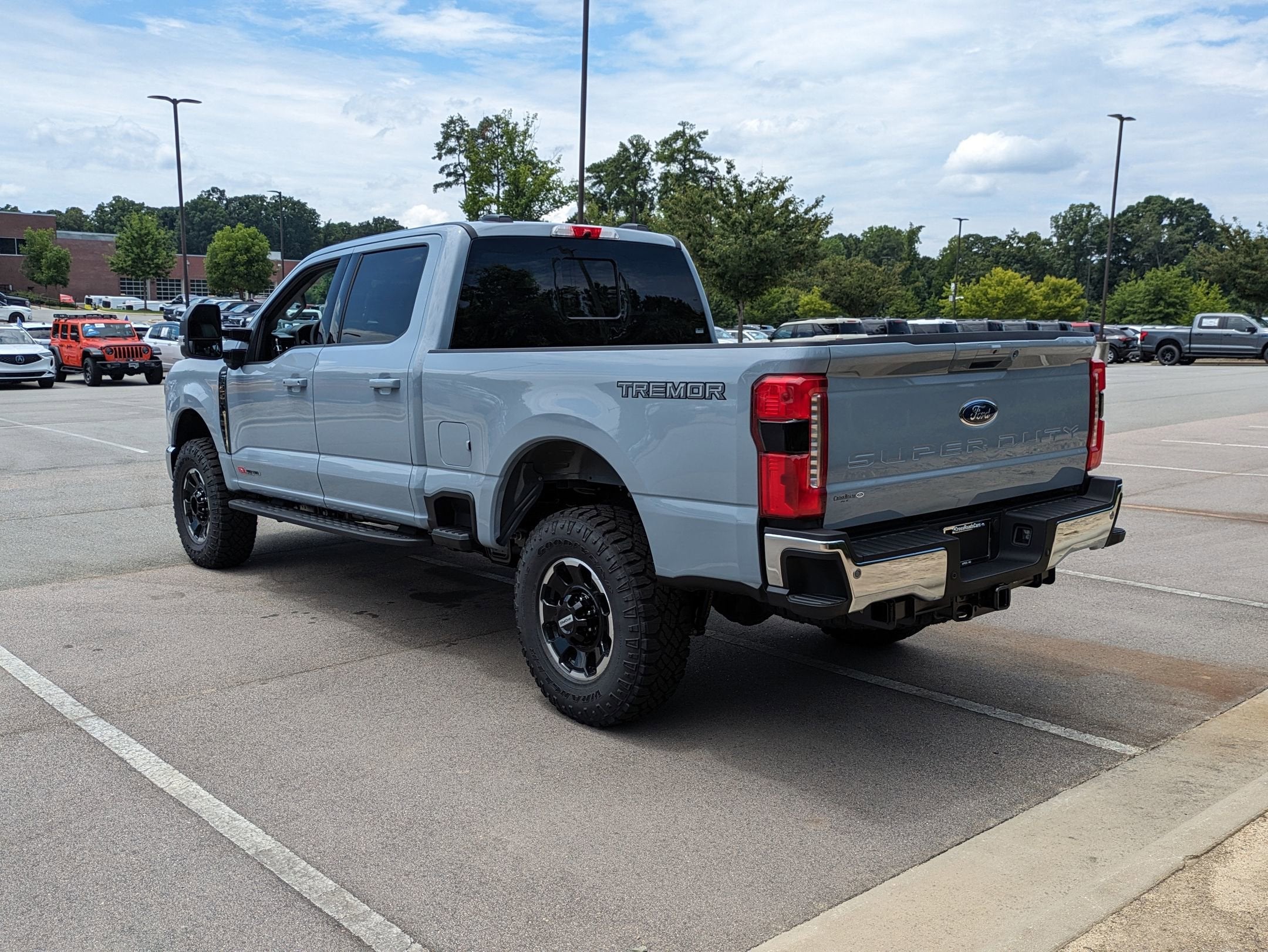2025 Ford Super Duty F-350 SRW LARIAT