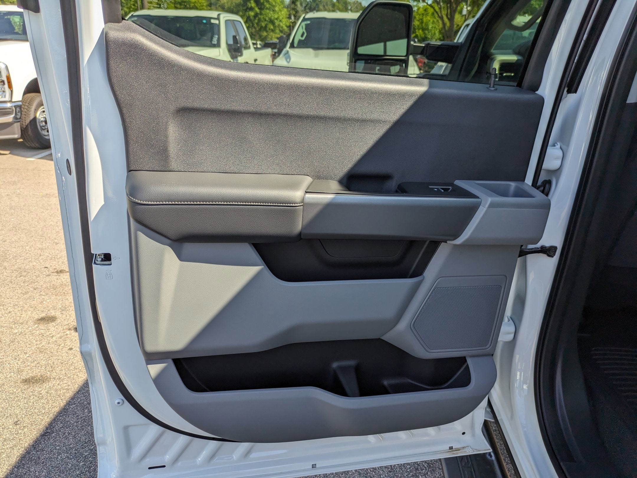 2025 Ford Super Duty F-350 SRW XLT