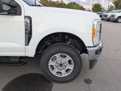 2025 Ford Super Duty F-350 SRW XLT