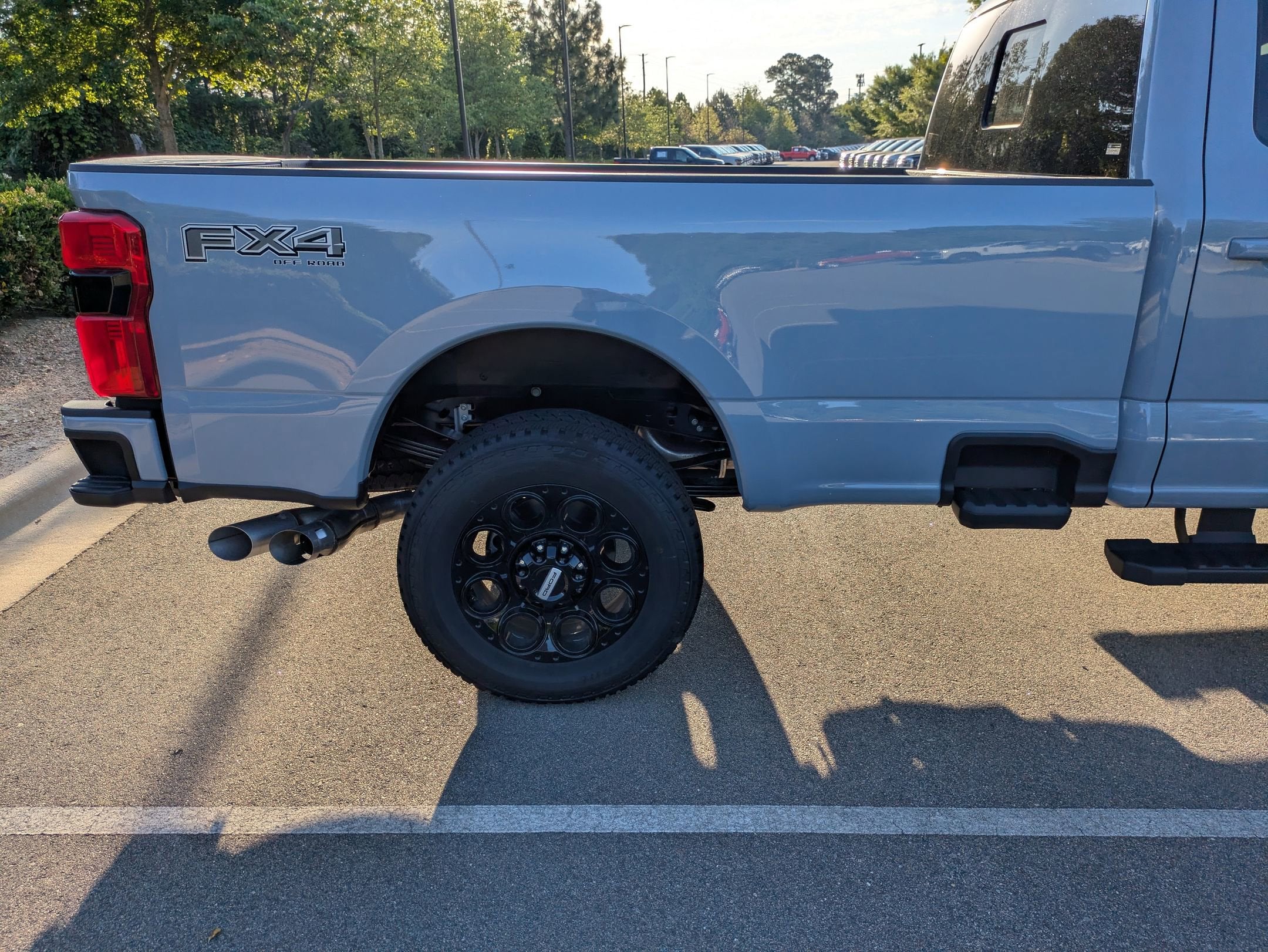 2026 Ford Super Duty F-350 SRW LARIAT