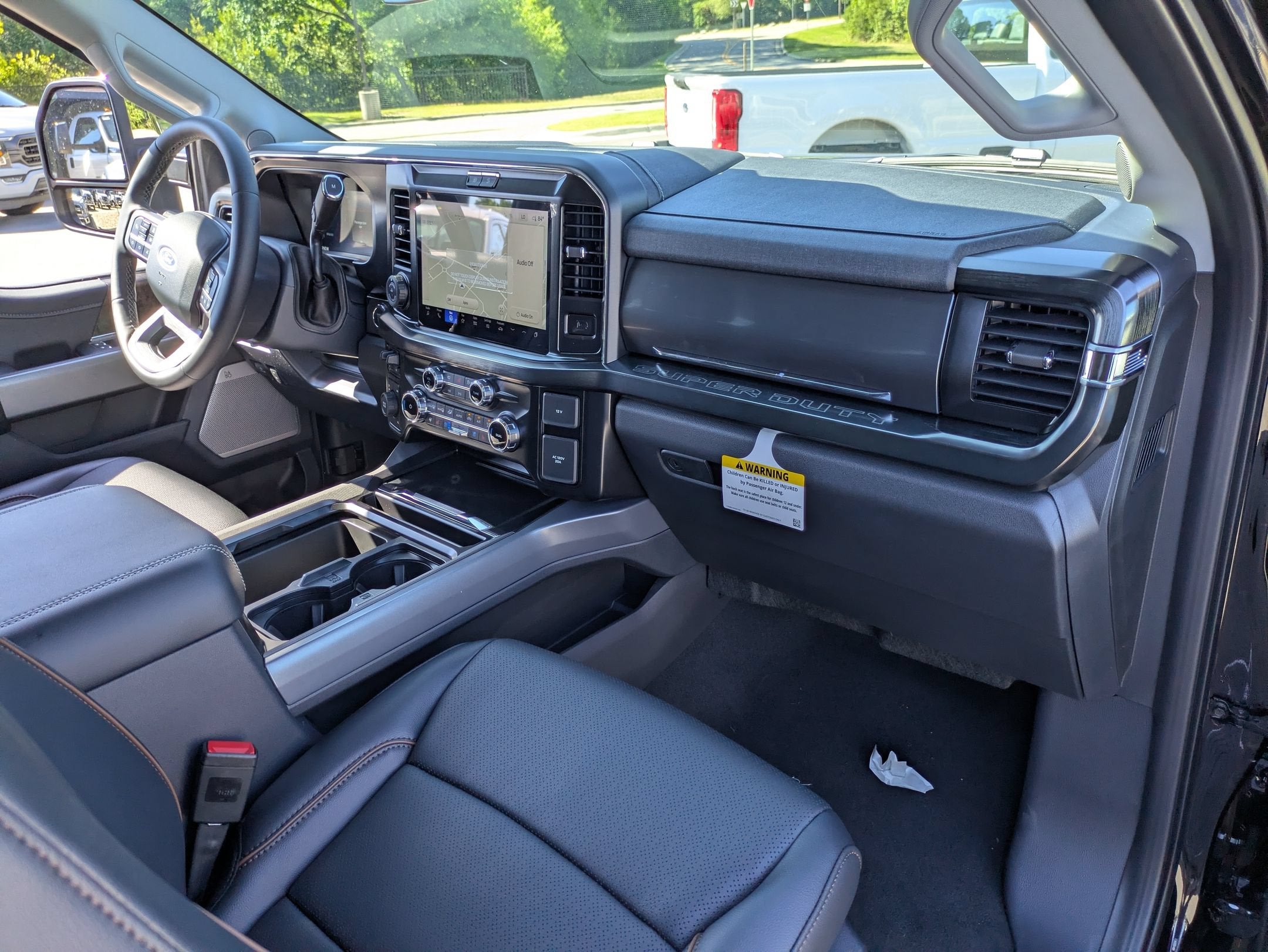 2026 Ford Super Duty F-350 DRW LARIAT