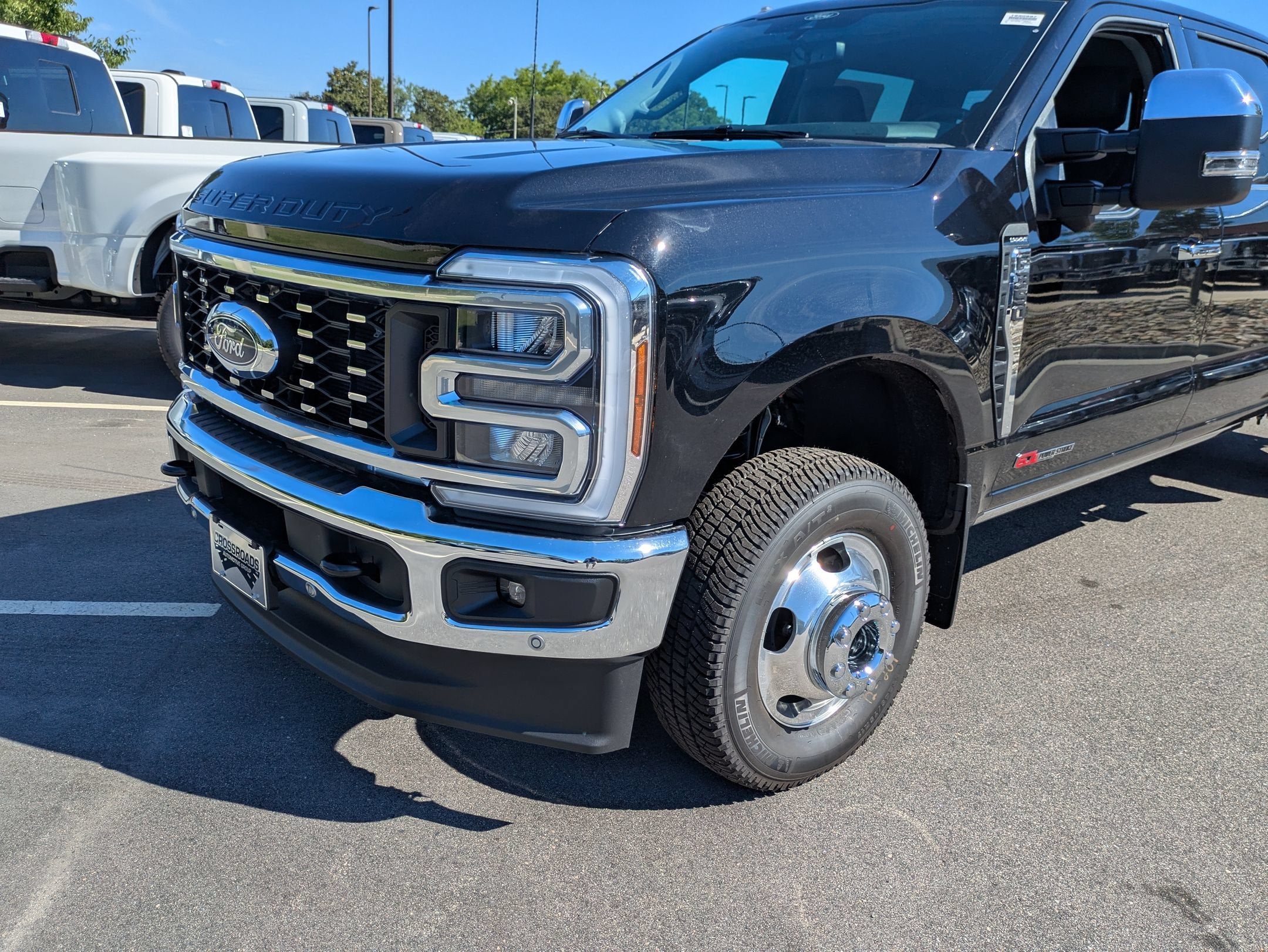 2026 Ford Super Duty F-350 DRW LARIAT