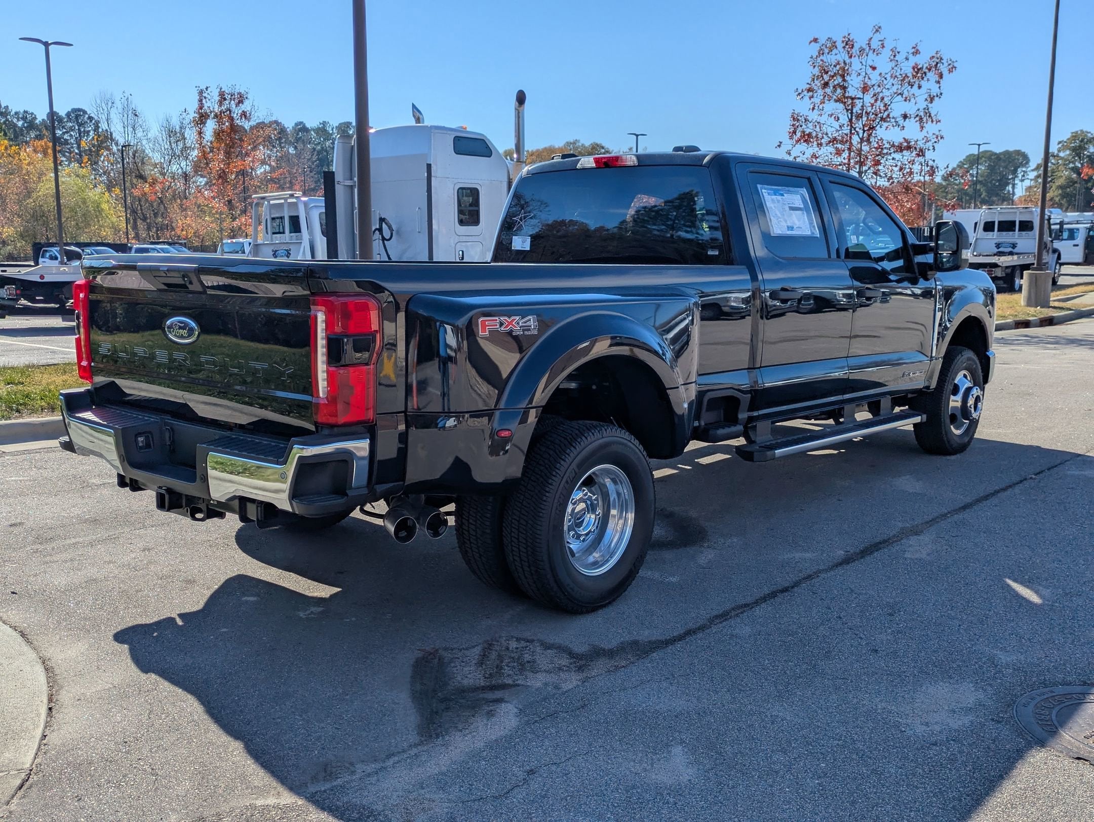 2026 Ford Super Duty F-350 DRW XLT