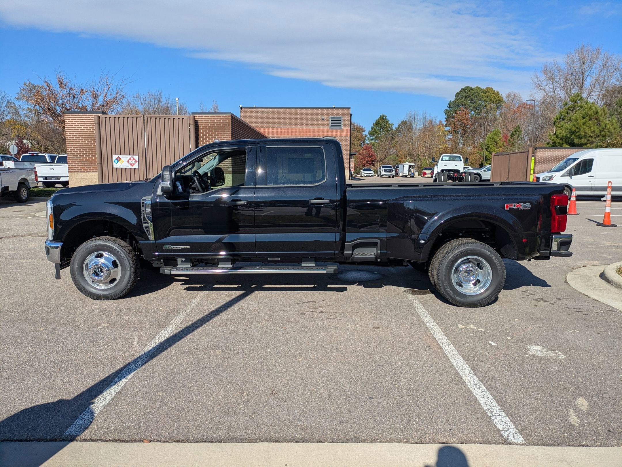2026 Ford Super Duty F-350 DRW XLT