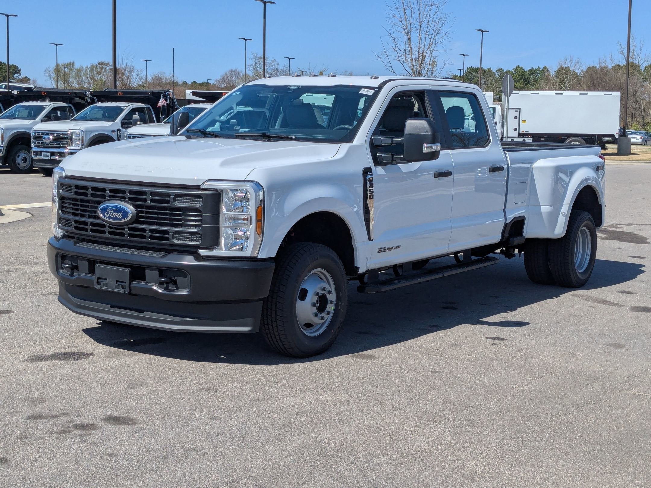 2026 Ford Super Duty F-350 DRW XL