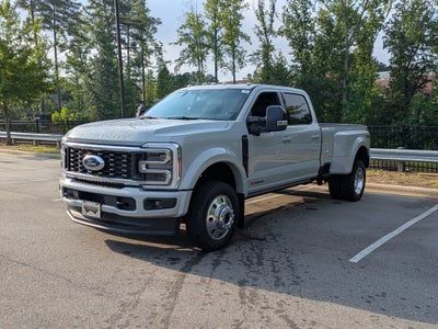 2026 Ford Super Duty F-450 DRW Platinum