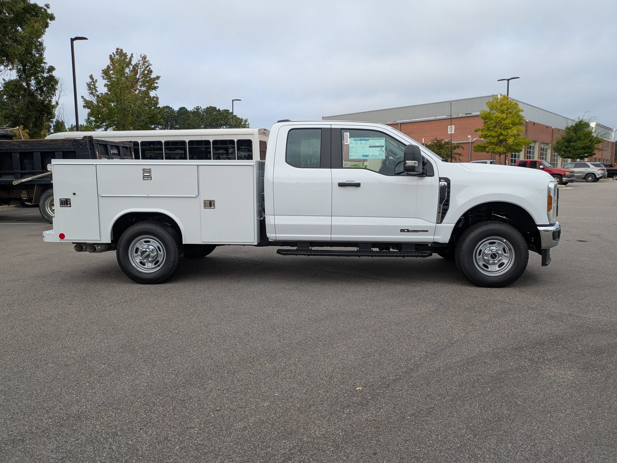 2026 Ford Super Duty F-350 SRW XL