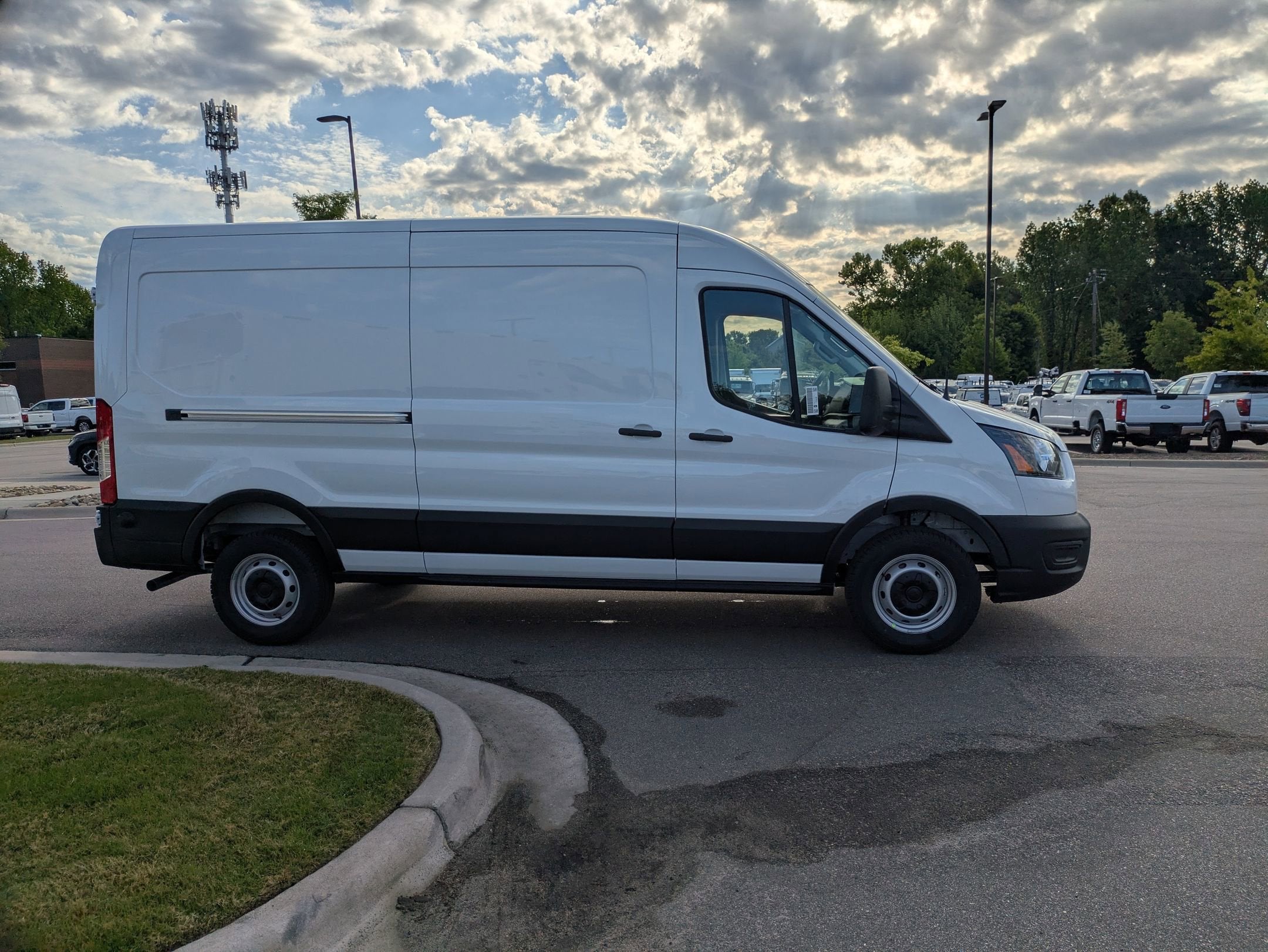 2026 Ford Transit Cargo Van Base