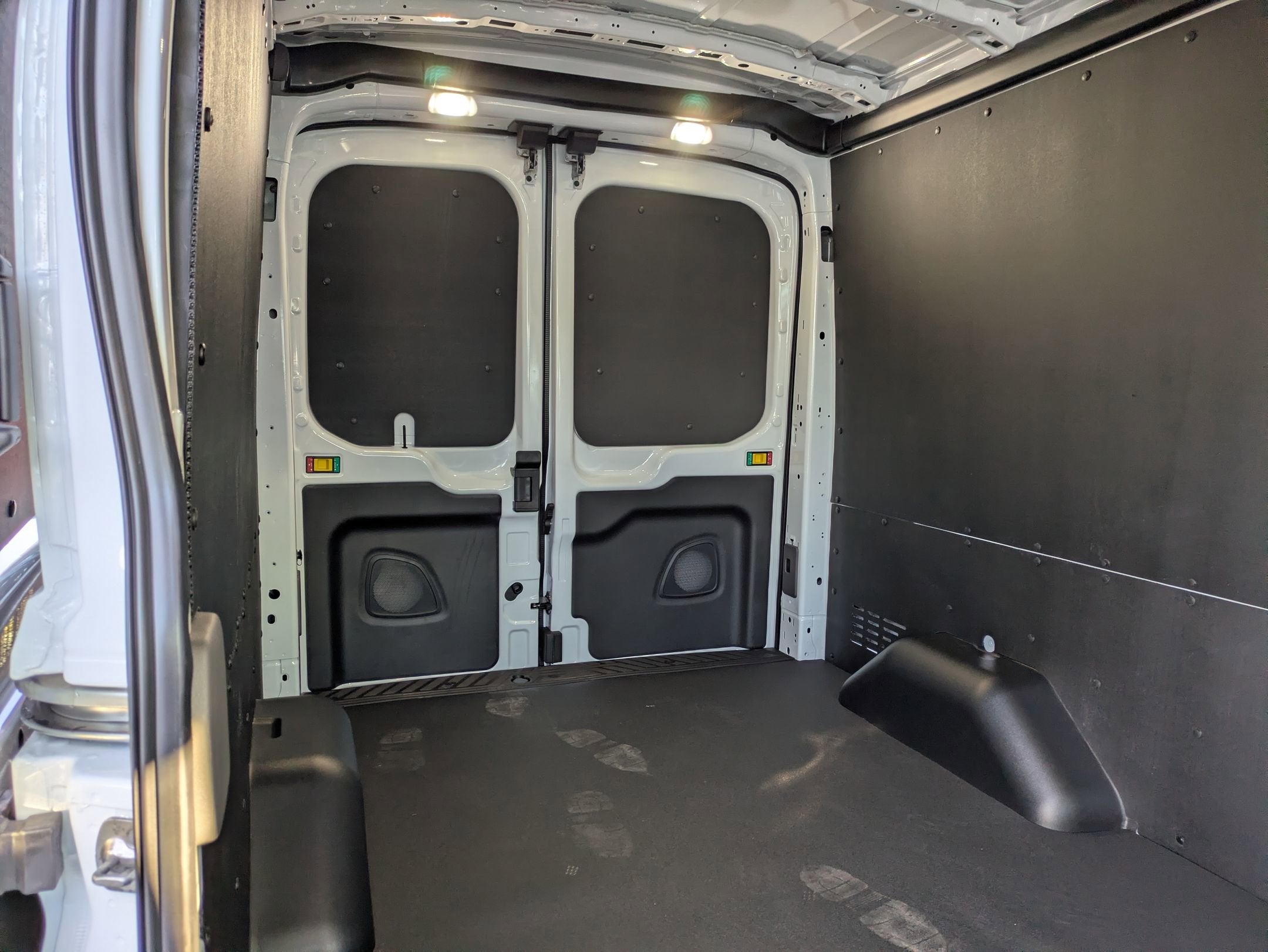 2026 Ford Transit Cargo Van Base