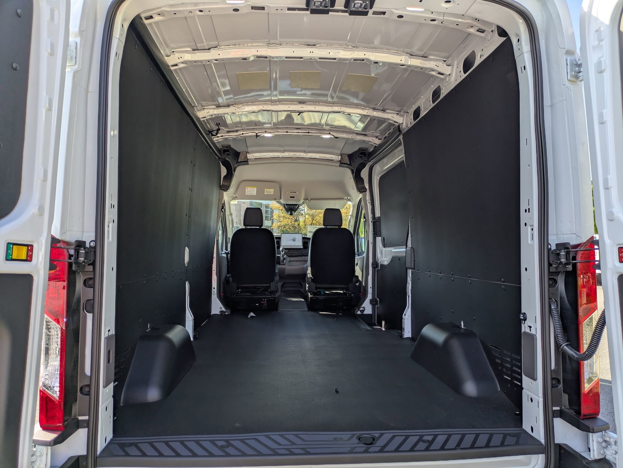 2026 Ford Transit Cargo Van Base