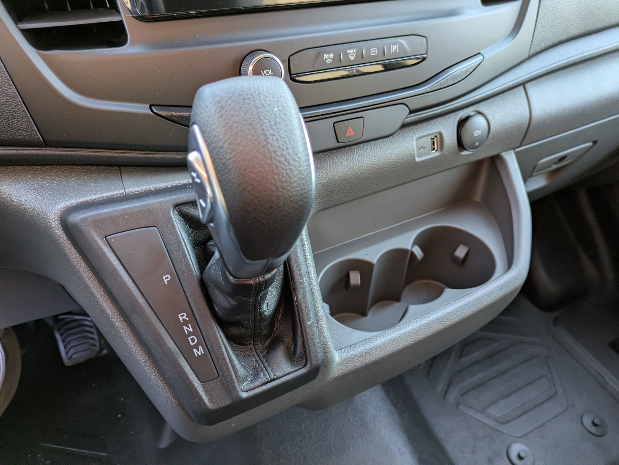 2026 Ford Transit Cargo Van Base