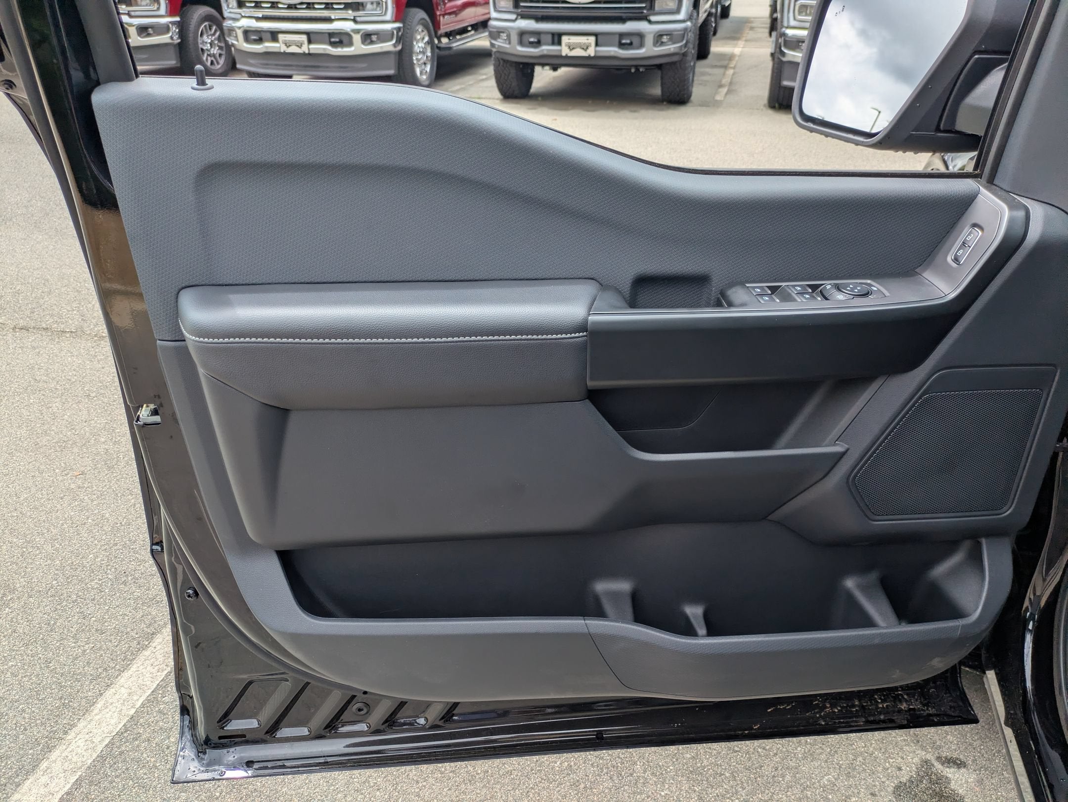 2026 Ford F-150 STX - Crossroads Courtesy Demo