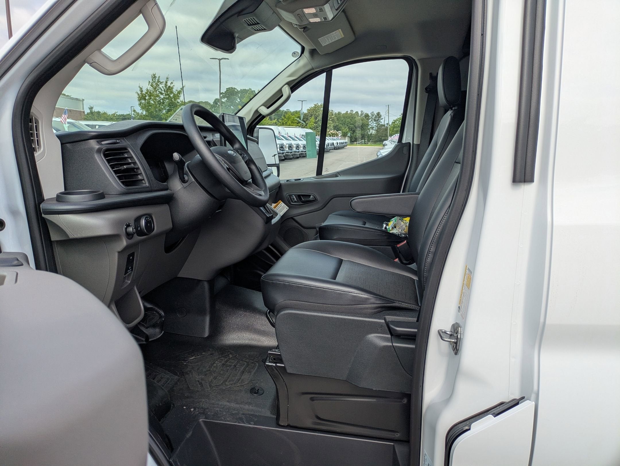 2026 Ford Transit Cargo Van Base