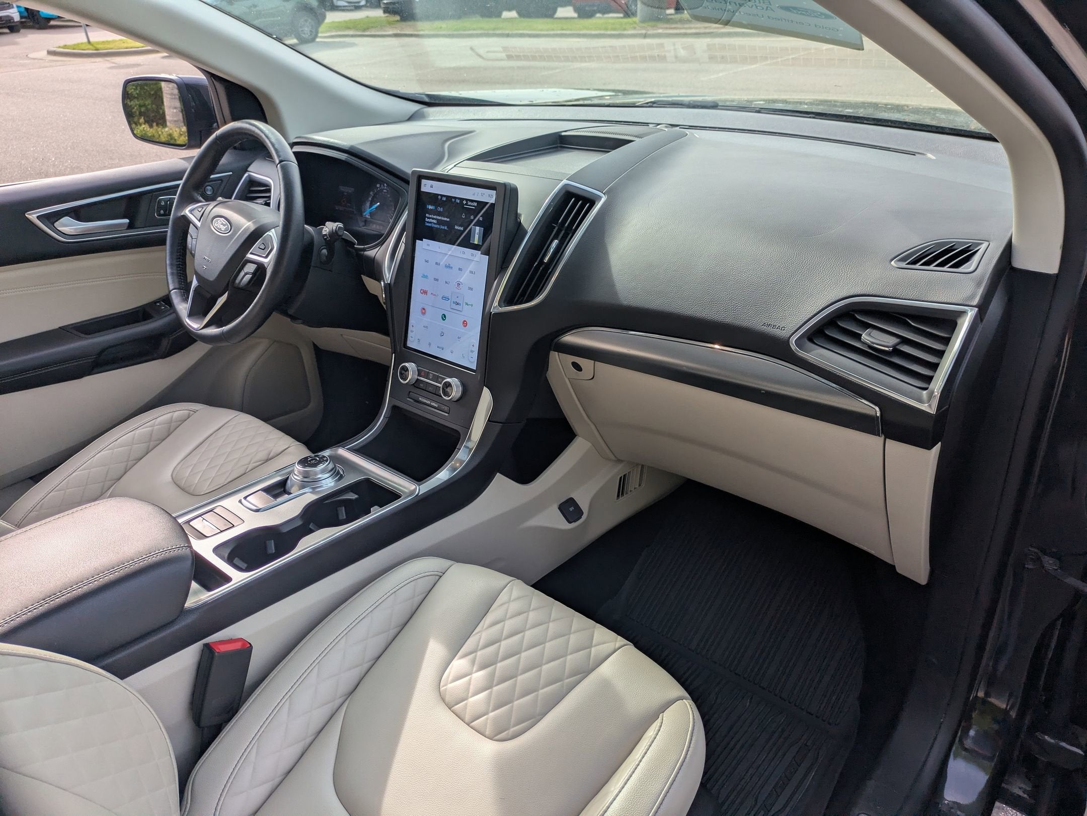 2023 Ford Edge Titanium