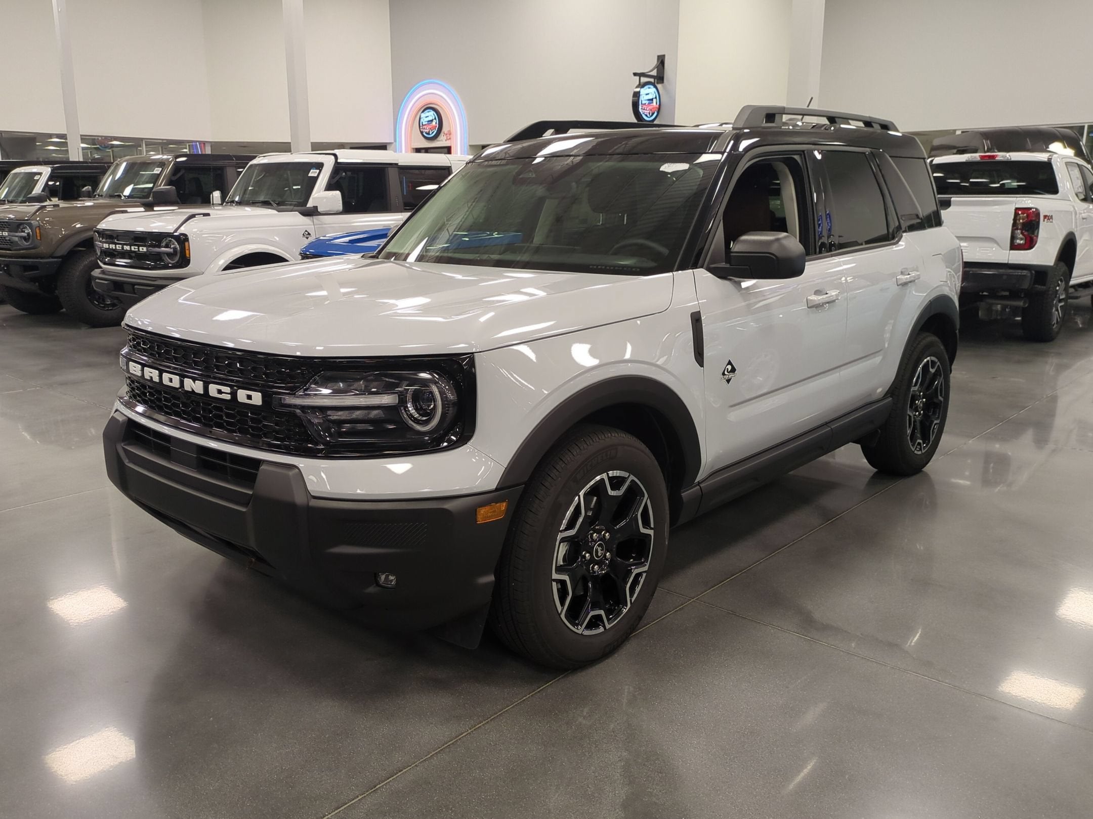 2026 Ford Bronco Sport Outer Banks - Crossroads Courtesy Demo