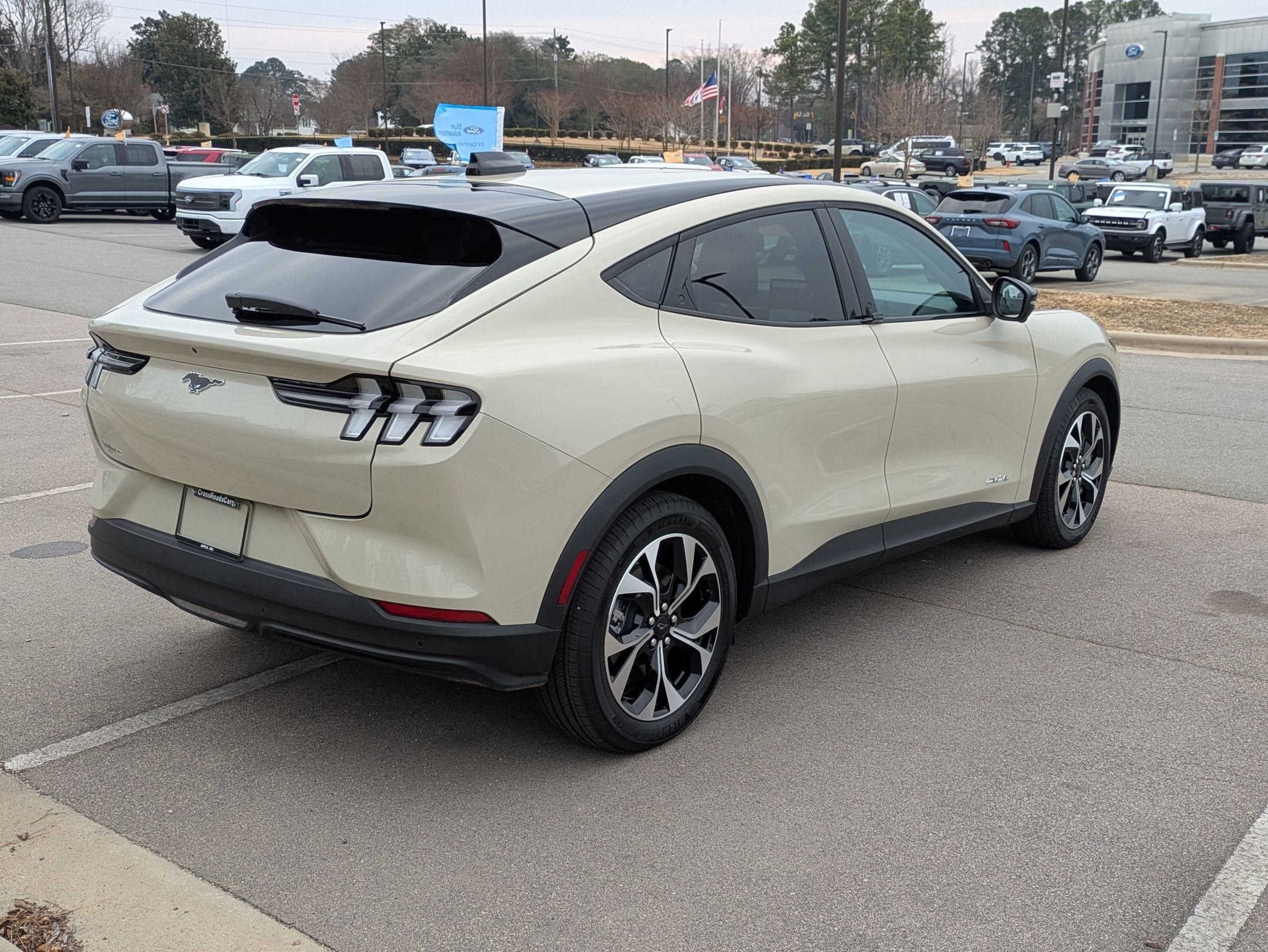 2025 Ford Mustang Mach-E Select